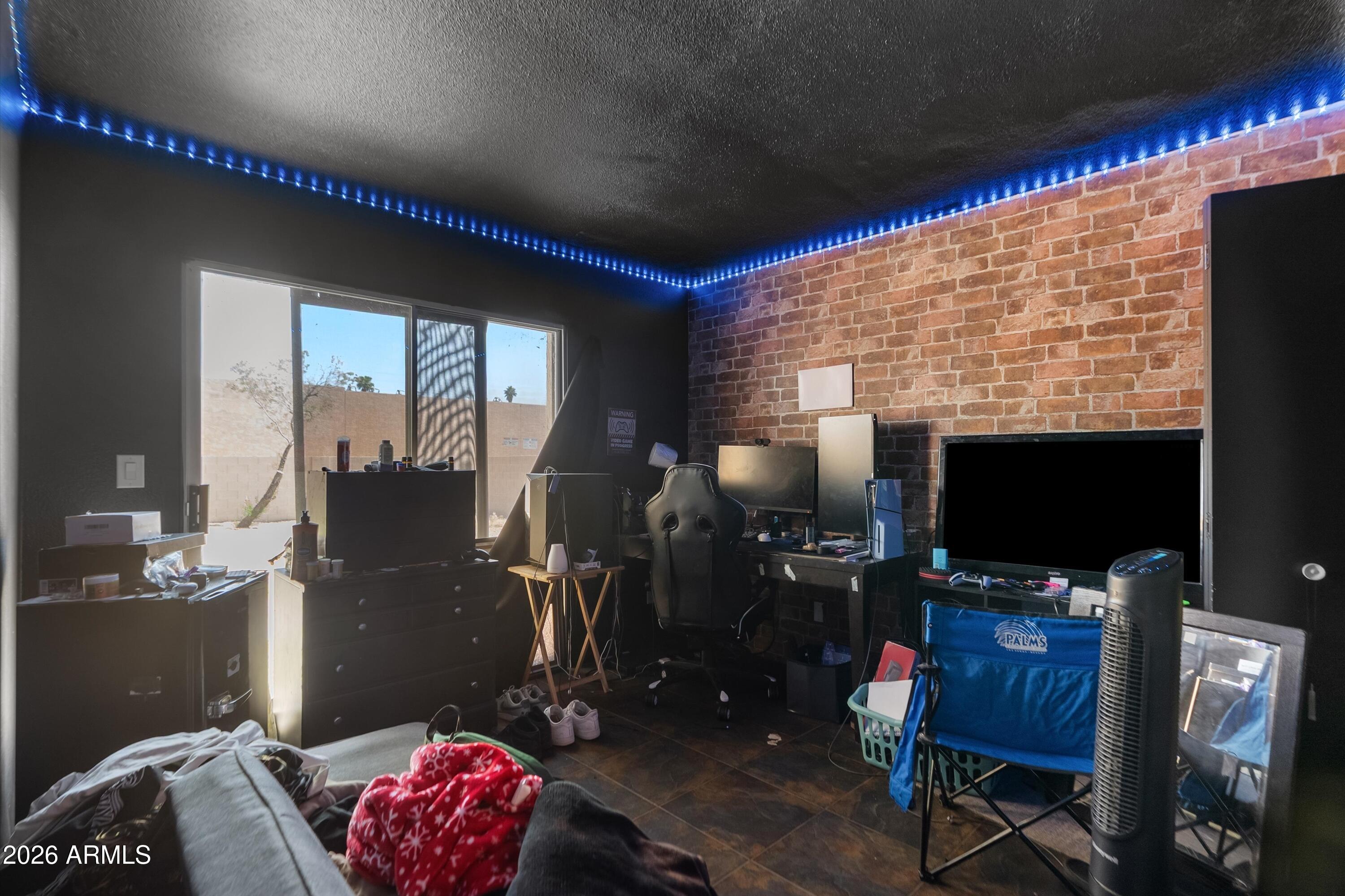 15650 N 19TH Avenue 1194