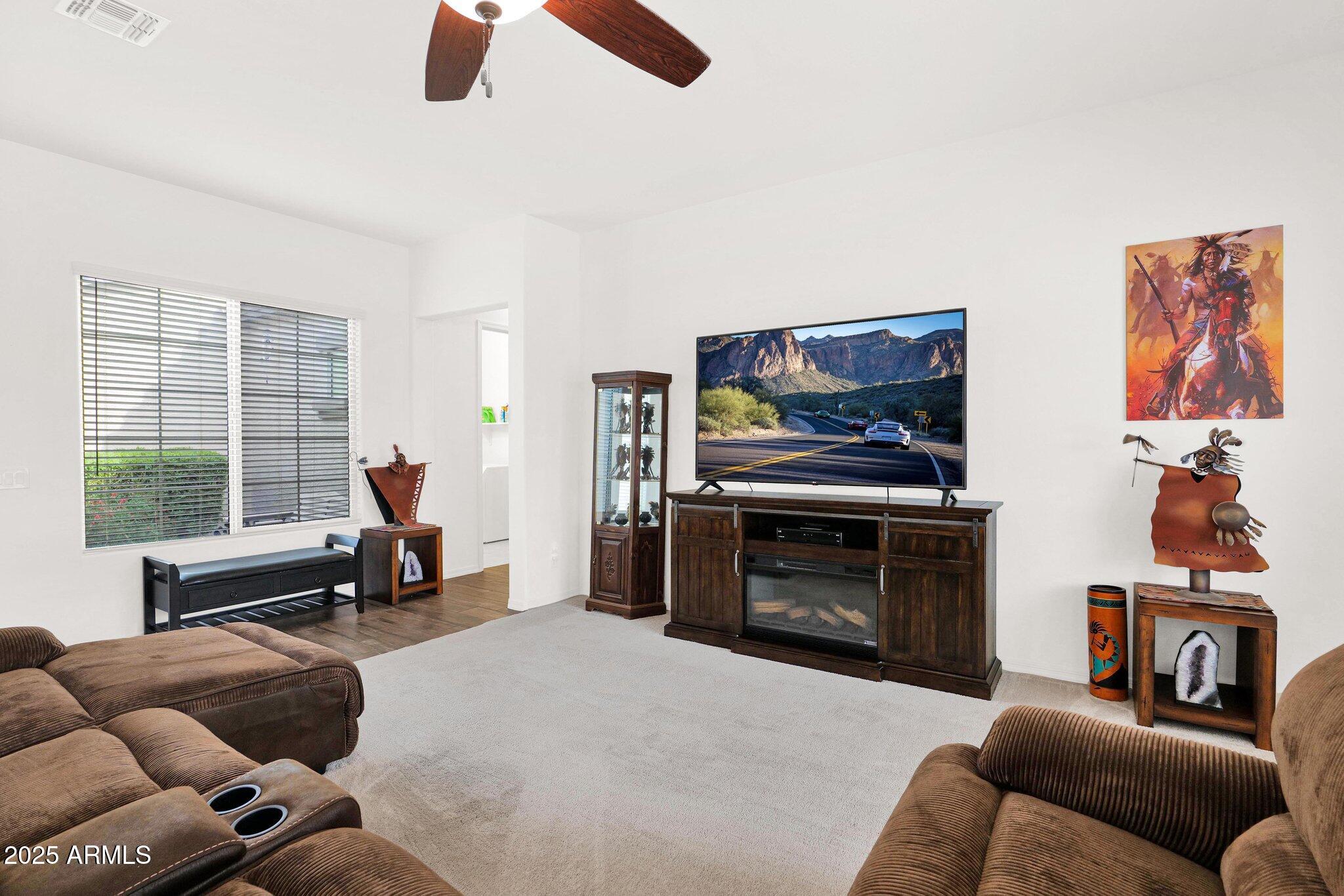 18059 W TANGLEWOOD Drive