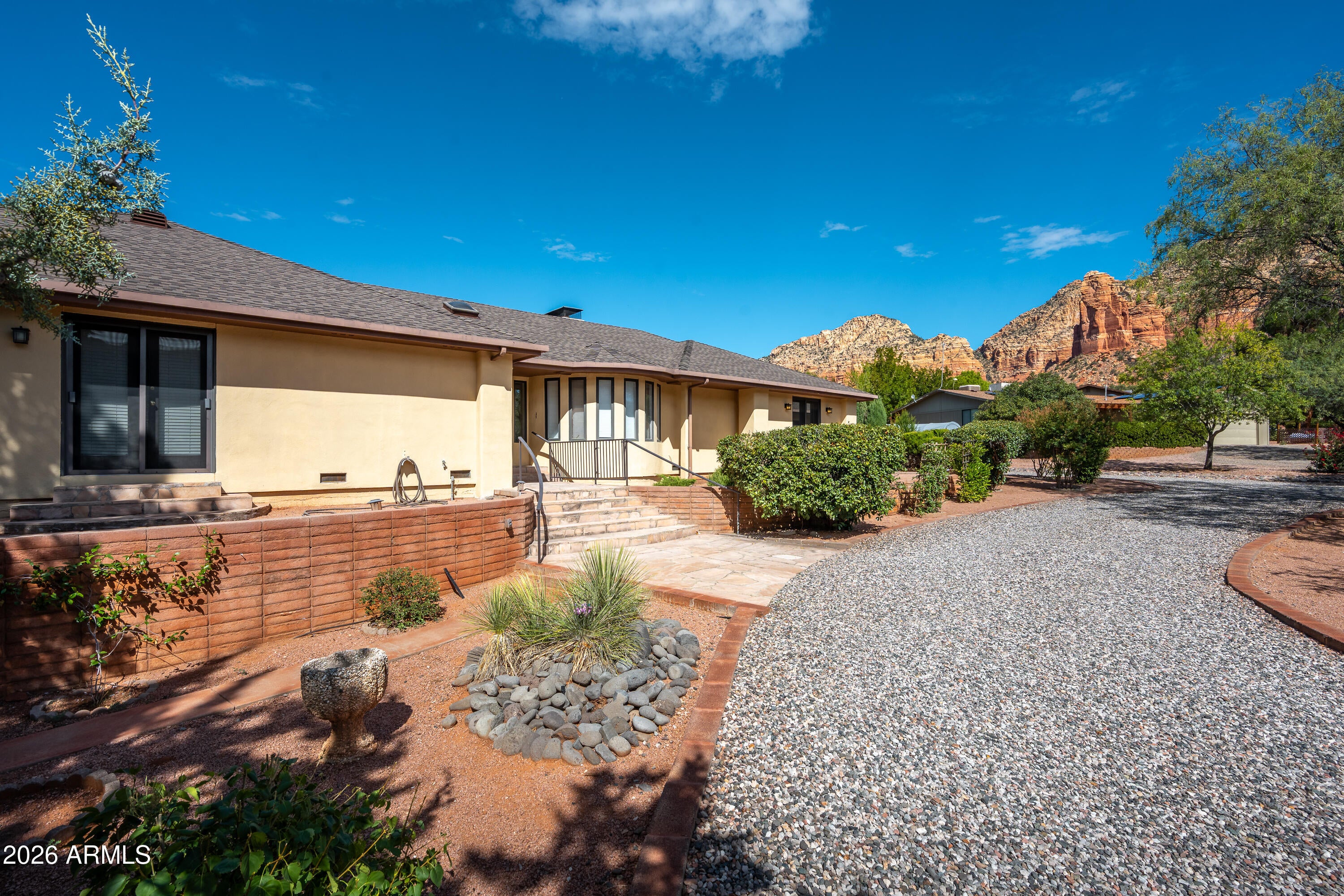 295 RAINTREE Road