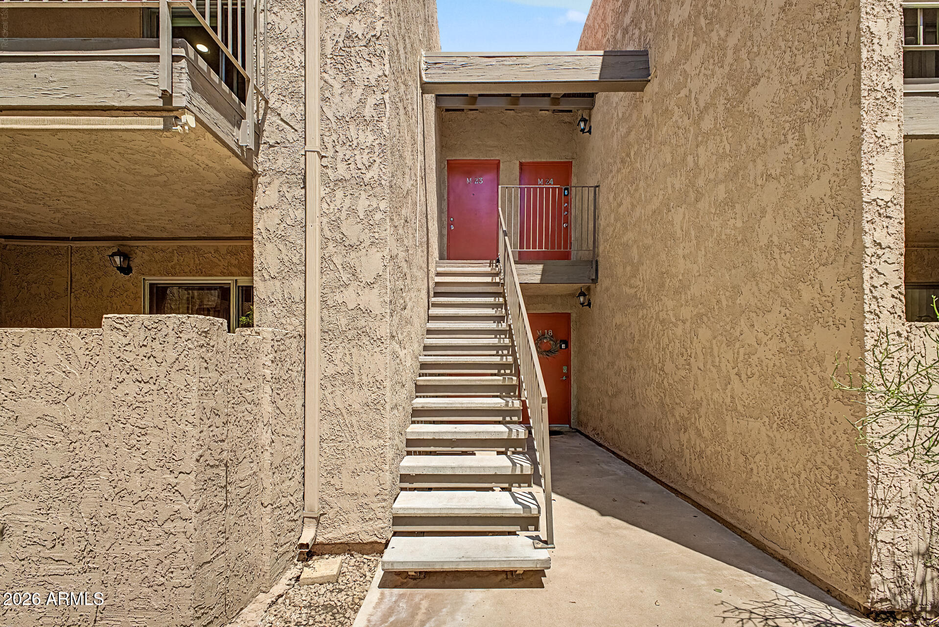 5525 E THOMAS Road M23