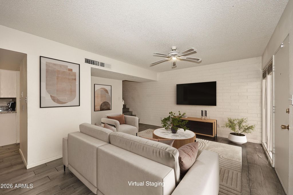 Photo of 1734 W Tuckey Lane #11, Phoenix, AZ 85015 (MLS # 7000545)