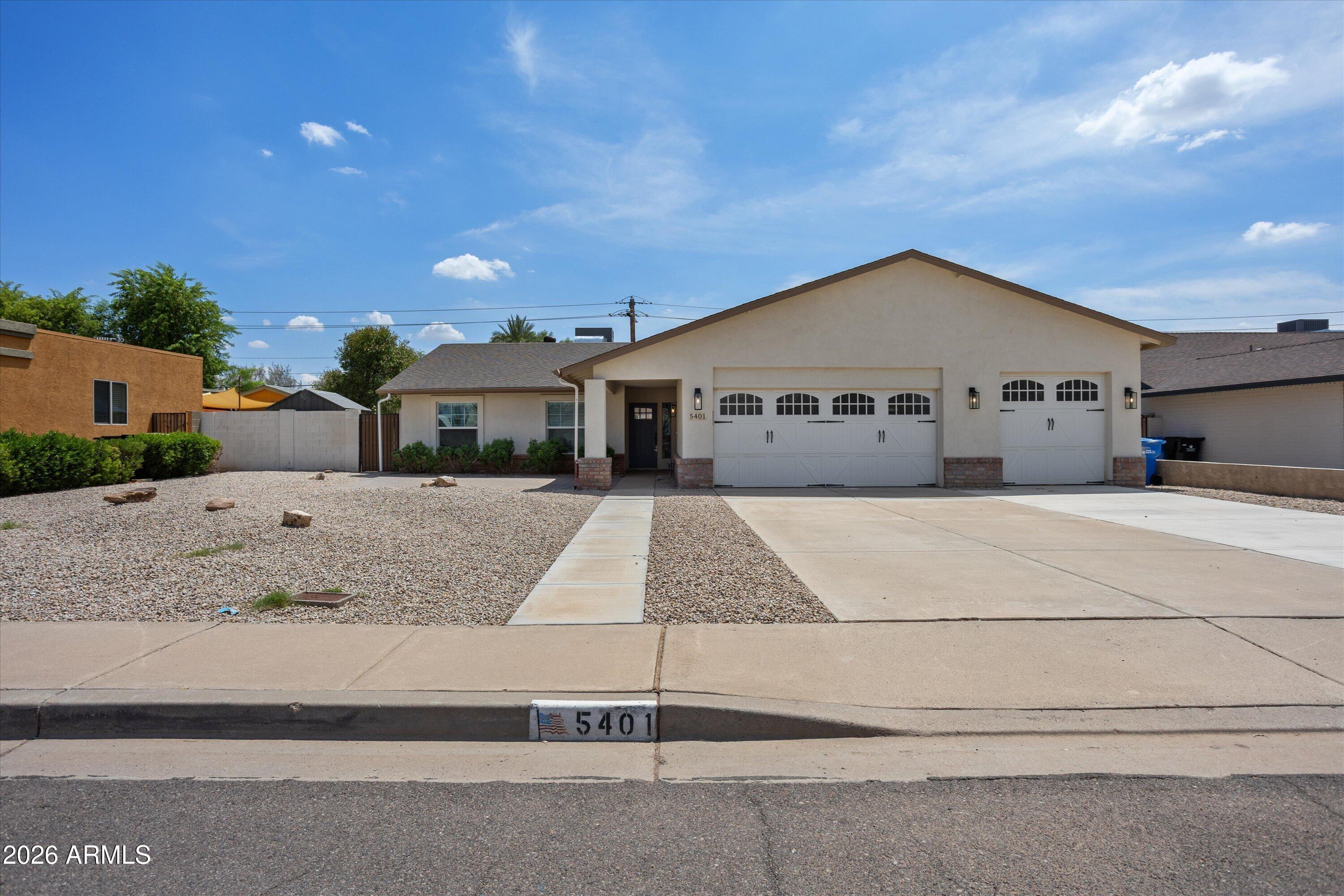 5401 E BECK Lane