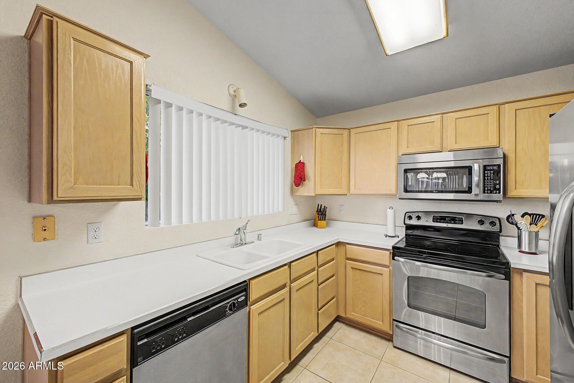 VENTANA LAKES COVE - Residential