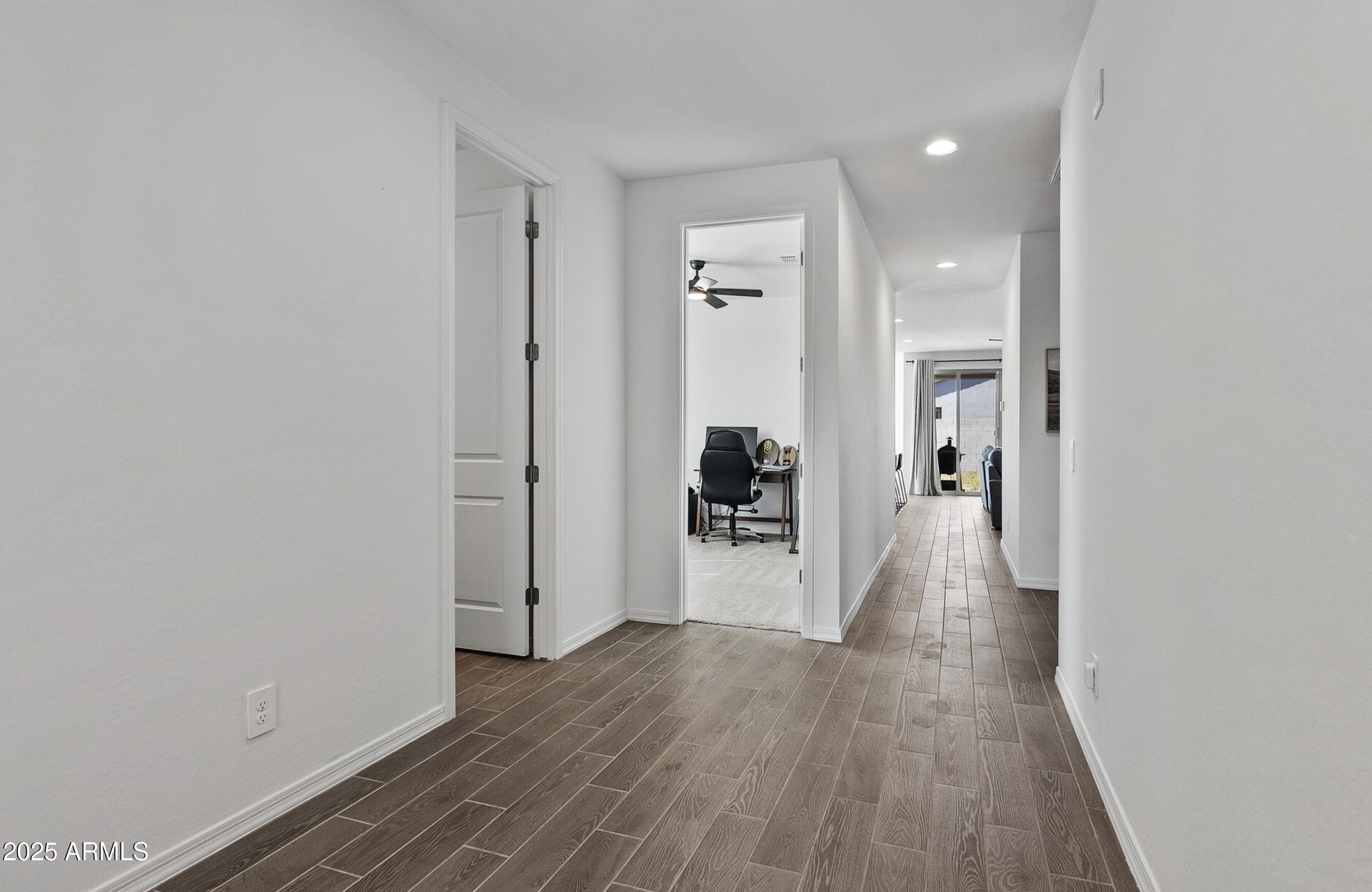 11224 E UNGER Avenue