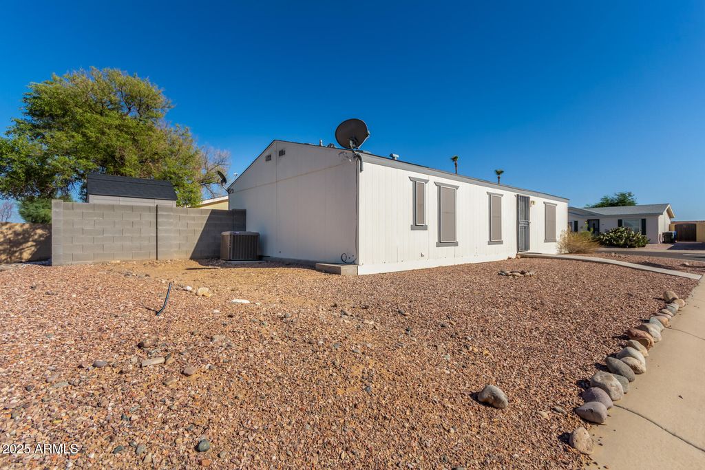 Photo of 16101 N El Mirage Road #422, El Mirage, AZ 85335 (MLS # 6902835)