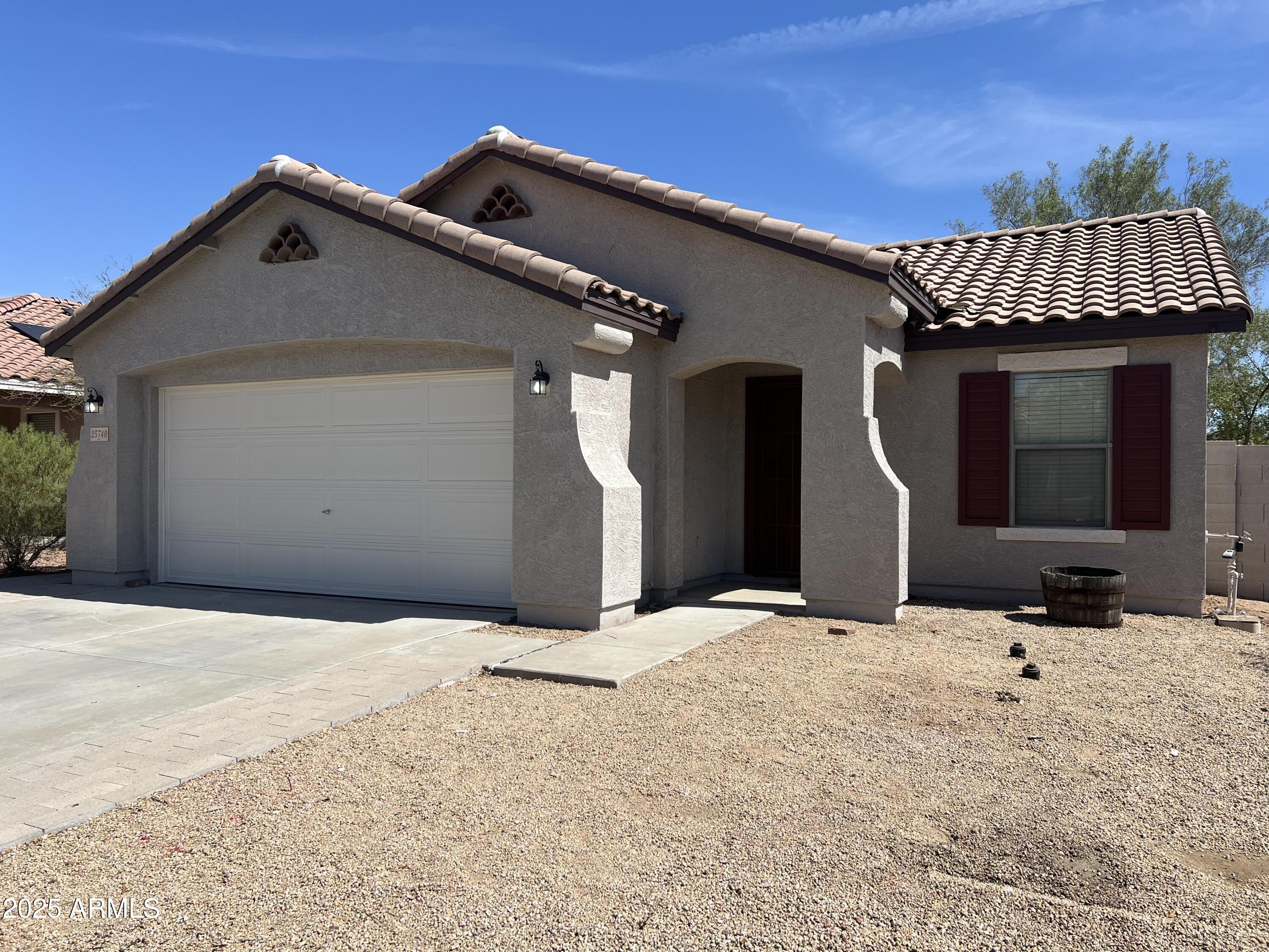 Buckeye, Arizona 85326, United States, 3 Bedrooms Bedrooms, ,2 BathroomsBathrooms,Residential,Active,213240