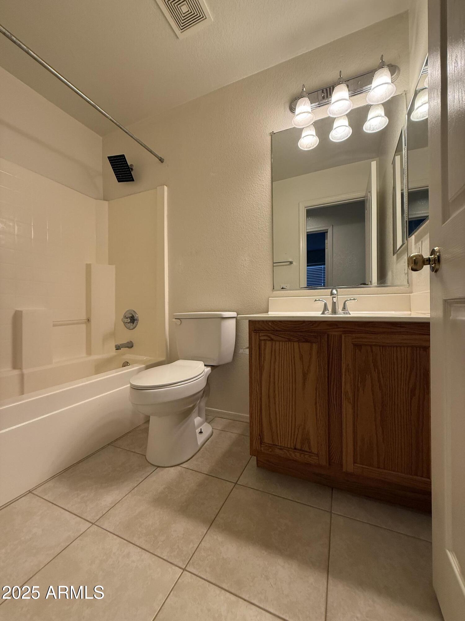 Buckeye, Arizona 85326, United States, 3 Bedrooms Bedrooms, ,2 BathroomsBathrooms,Residential,Active,213240