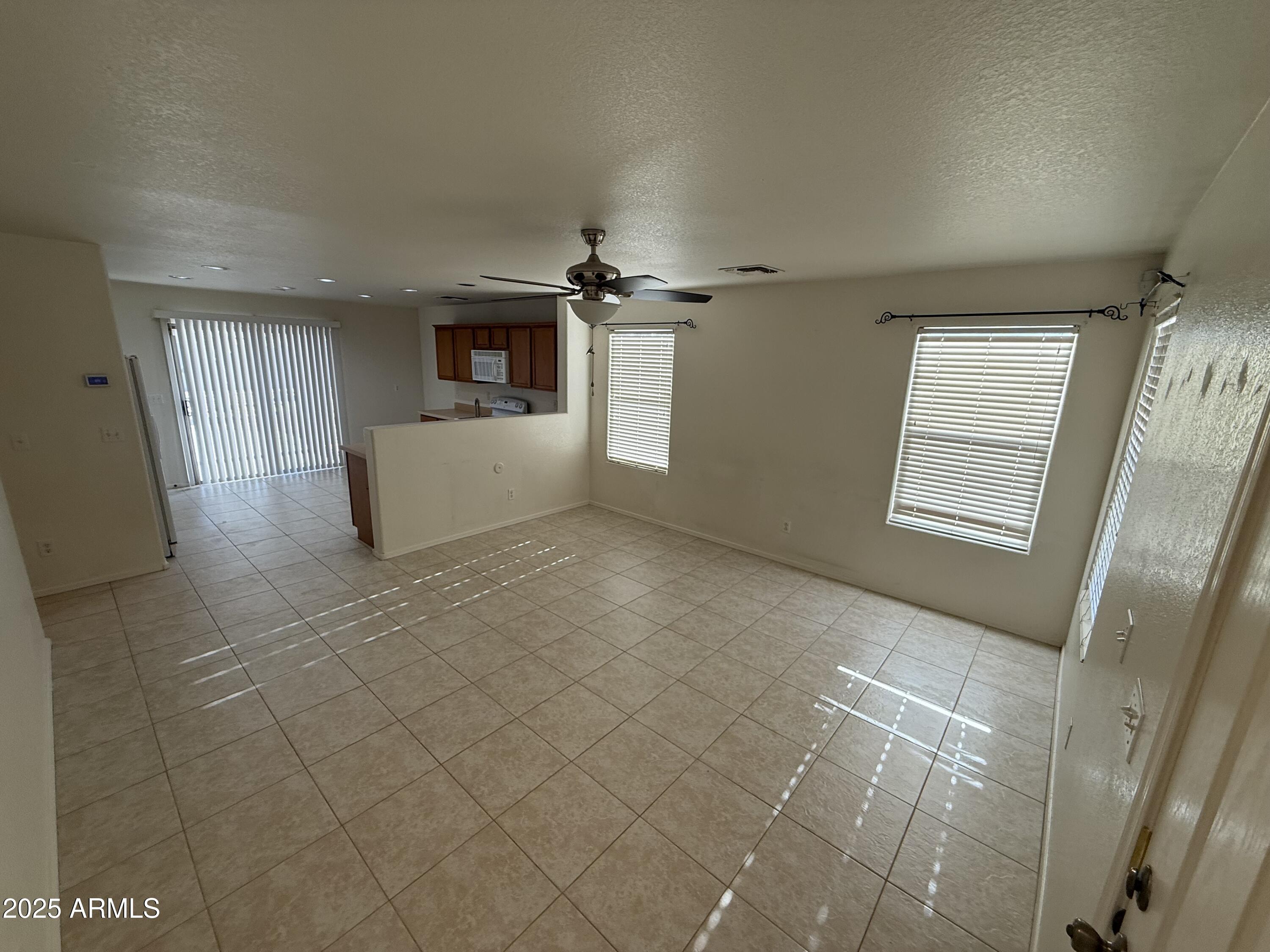 Buckeye, Arizona 85326, United States, 3 Bedrooms Bedrooms, ,2 BathroomsBathrooms,Residential,Active,213240