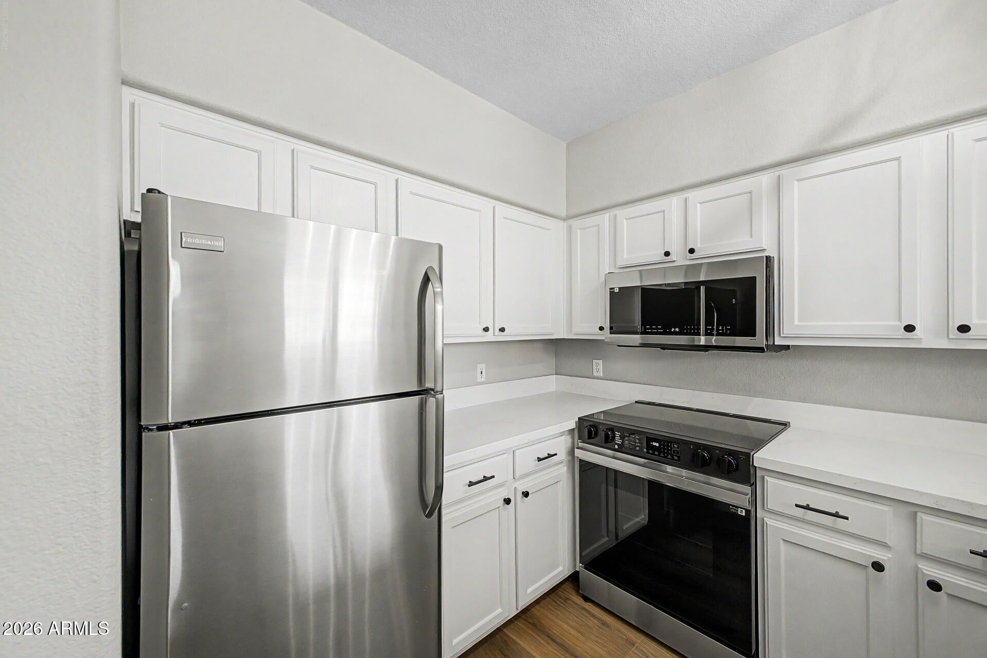 20100 N 78TH Place 2207