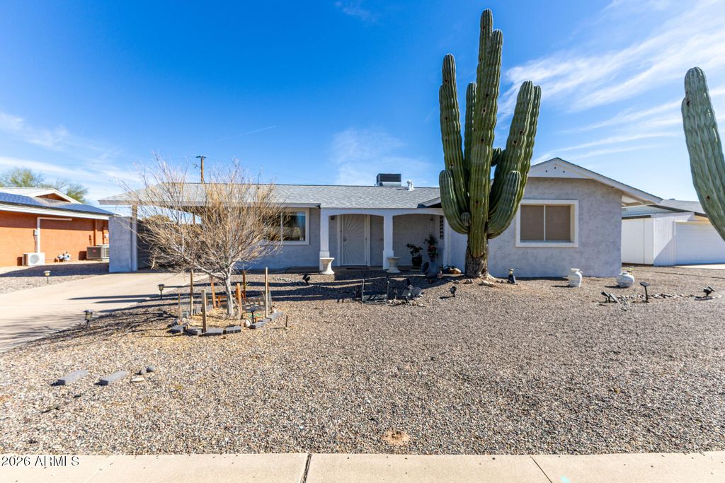 Photo of 11467 N Desert Hills Drive, Sun City, AZ 85351 (MLS # 6991149)