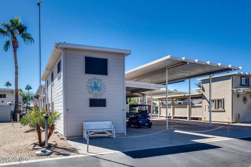 Photo of 17200 W Bell Road #1801, Surprise, AZ 85374 (MLS # 6935412)