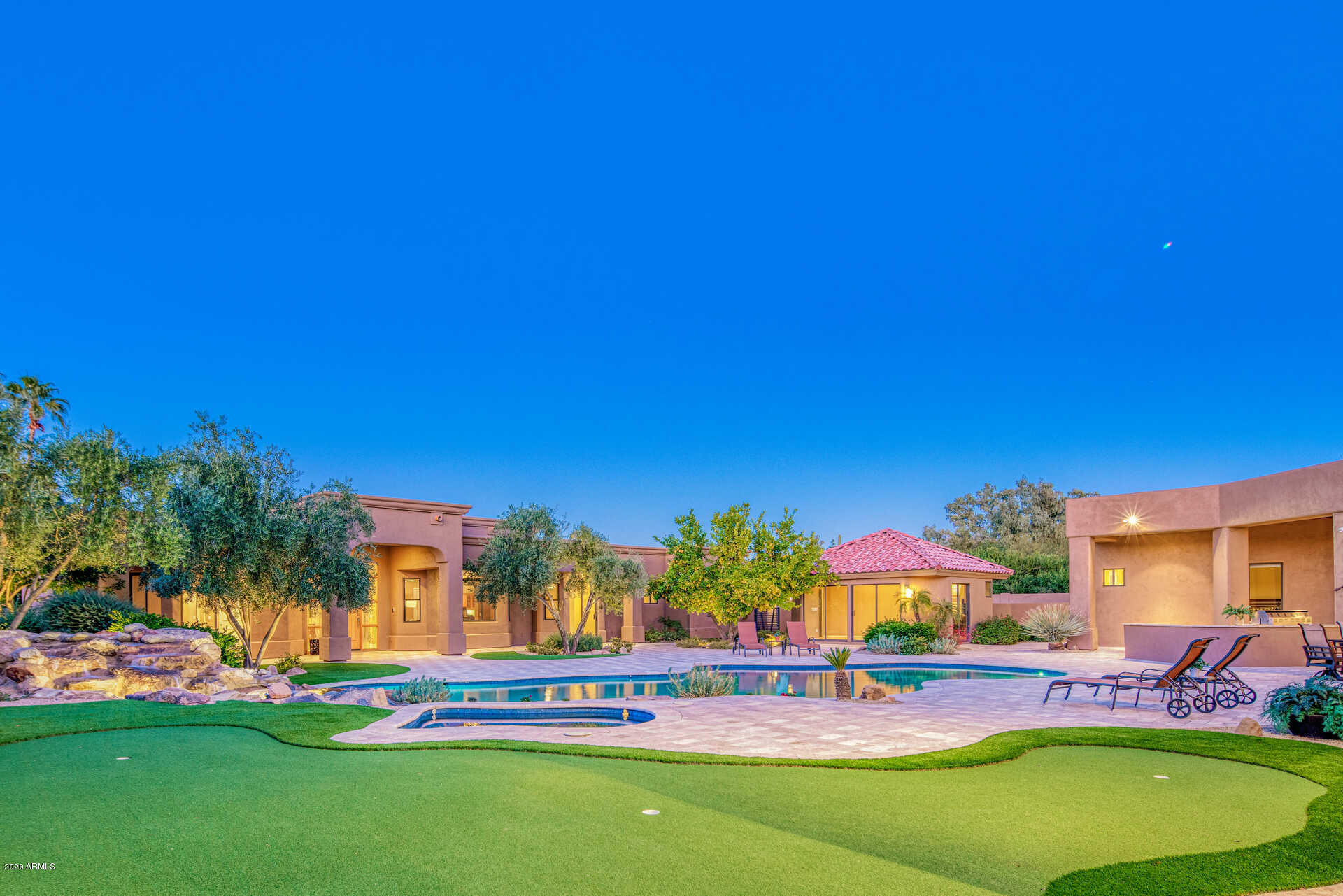 LA JOLLA ACRES LOTS 19 THUR 23 - Residential