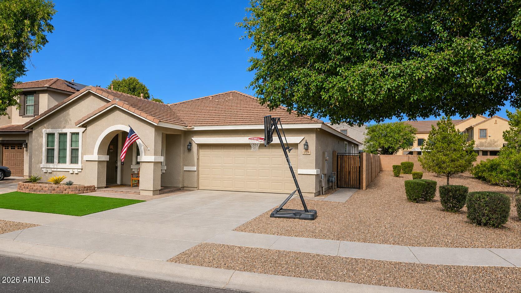 2729 S HANSEN Drive