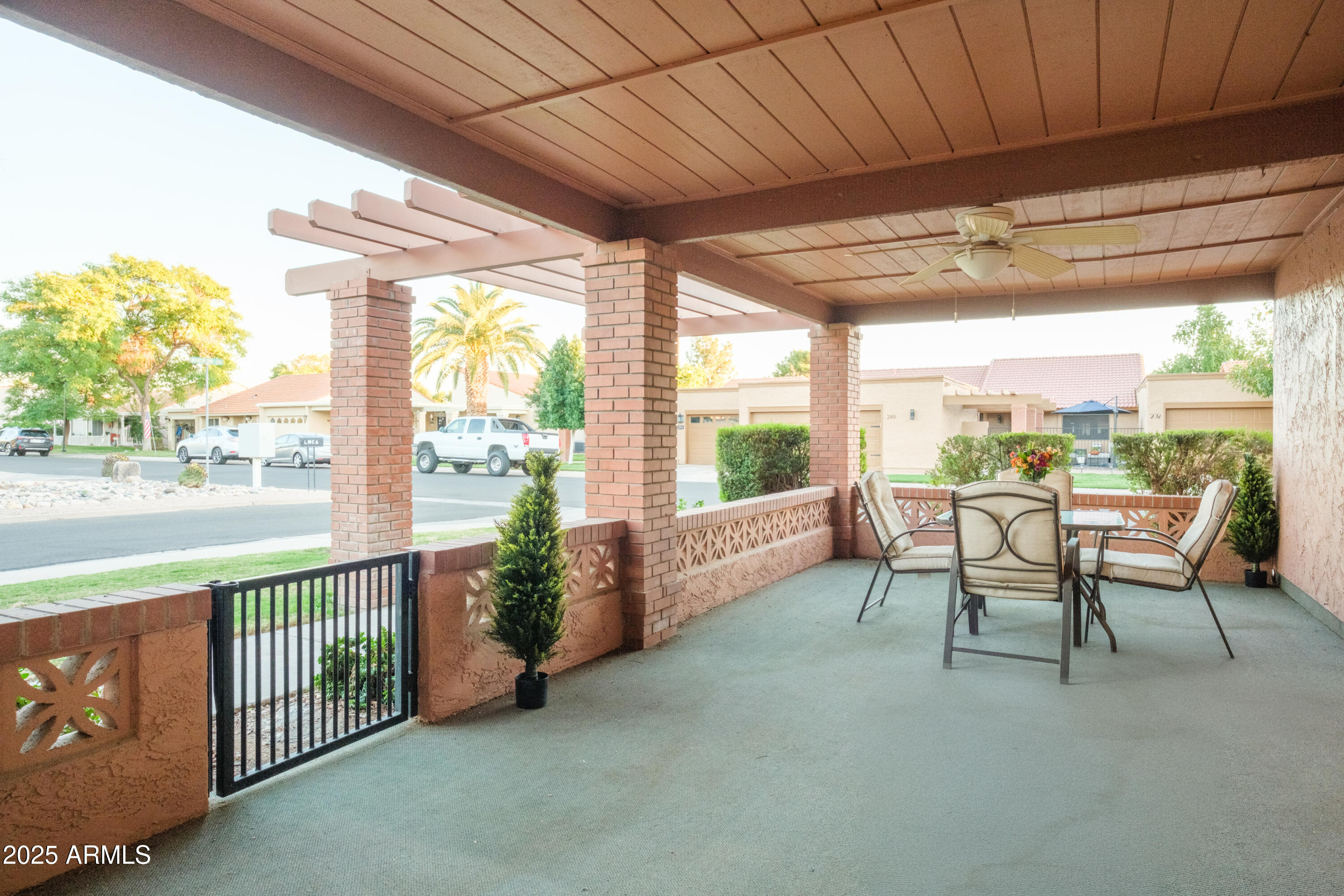 287 LEISURE WORLD --