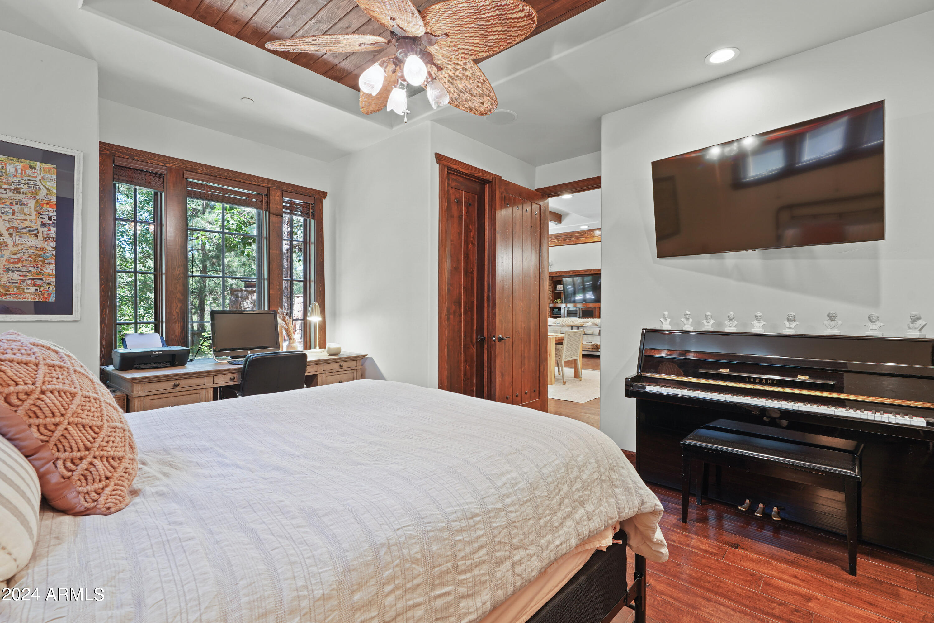 Pine Canyon Estates - Residential