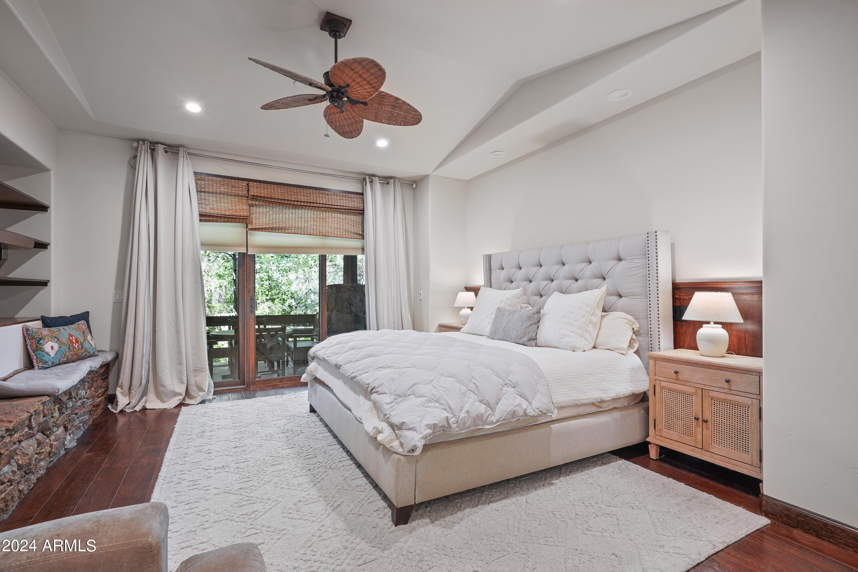 Pine Canyon Estates - Residential