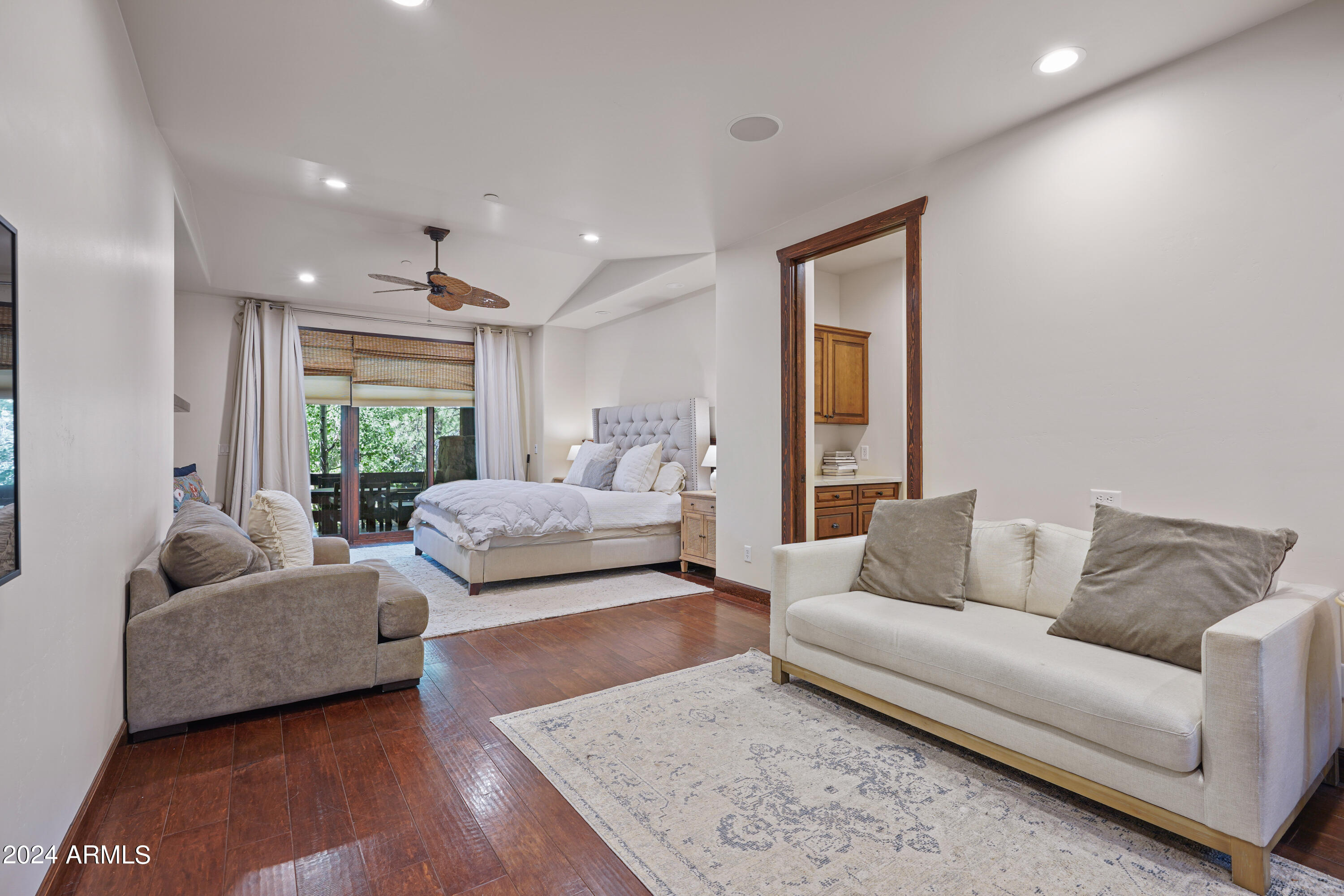 Pine Canyon Estates - Residential