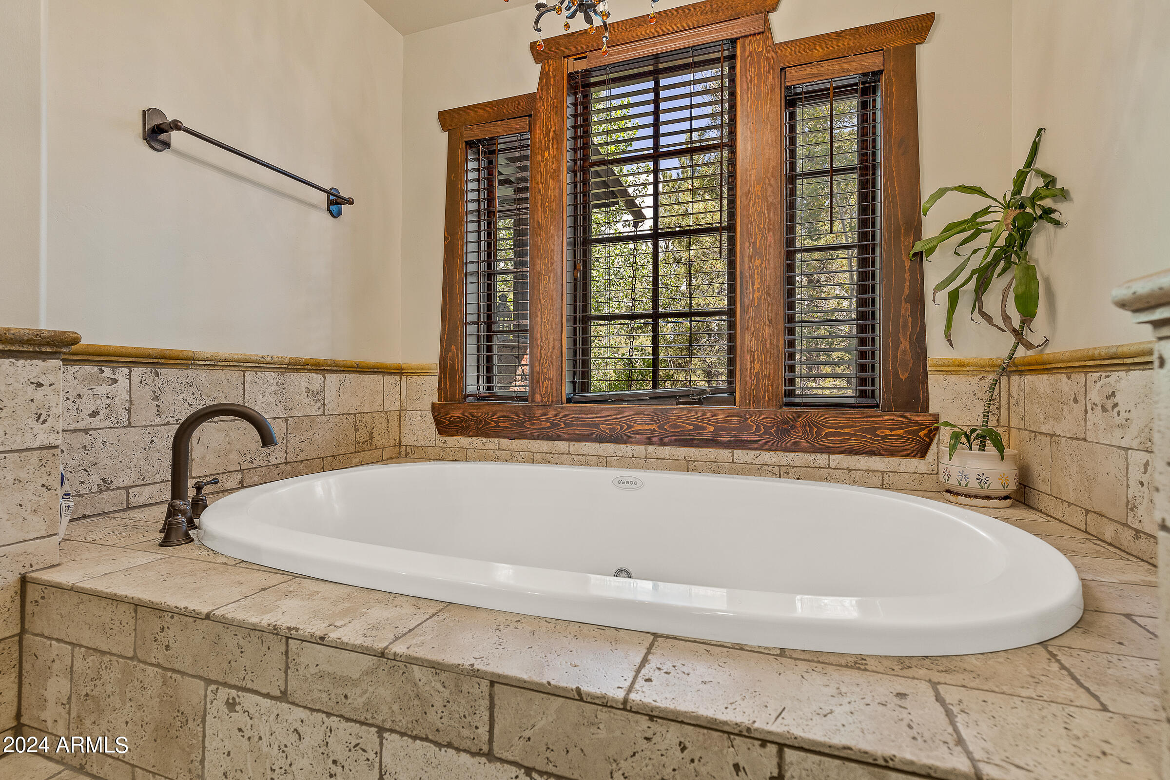 Pine Canyon Estates - Residential