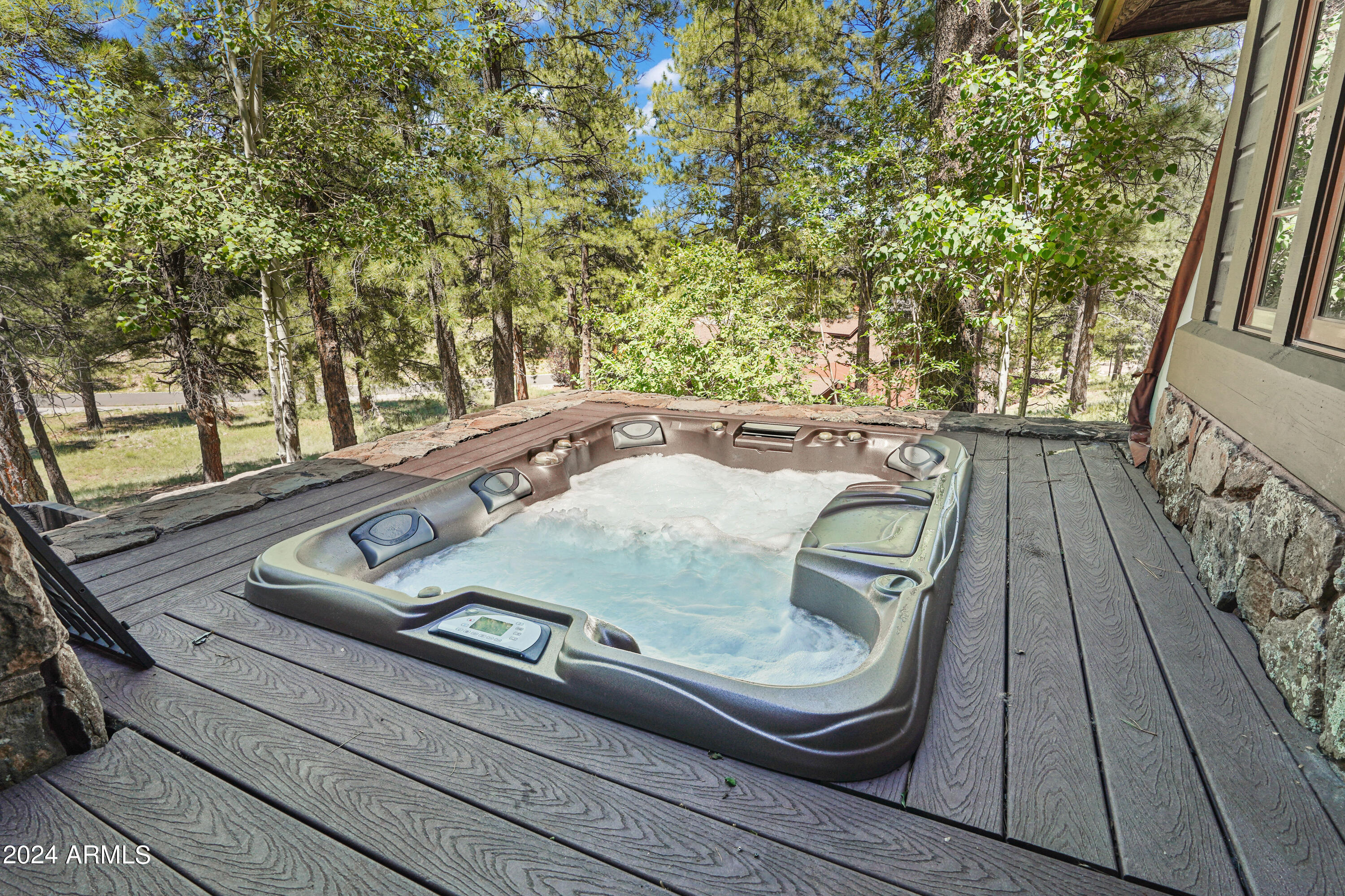 Pine Canyon Estates - Residential