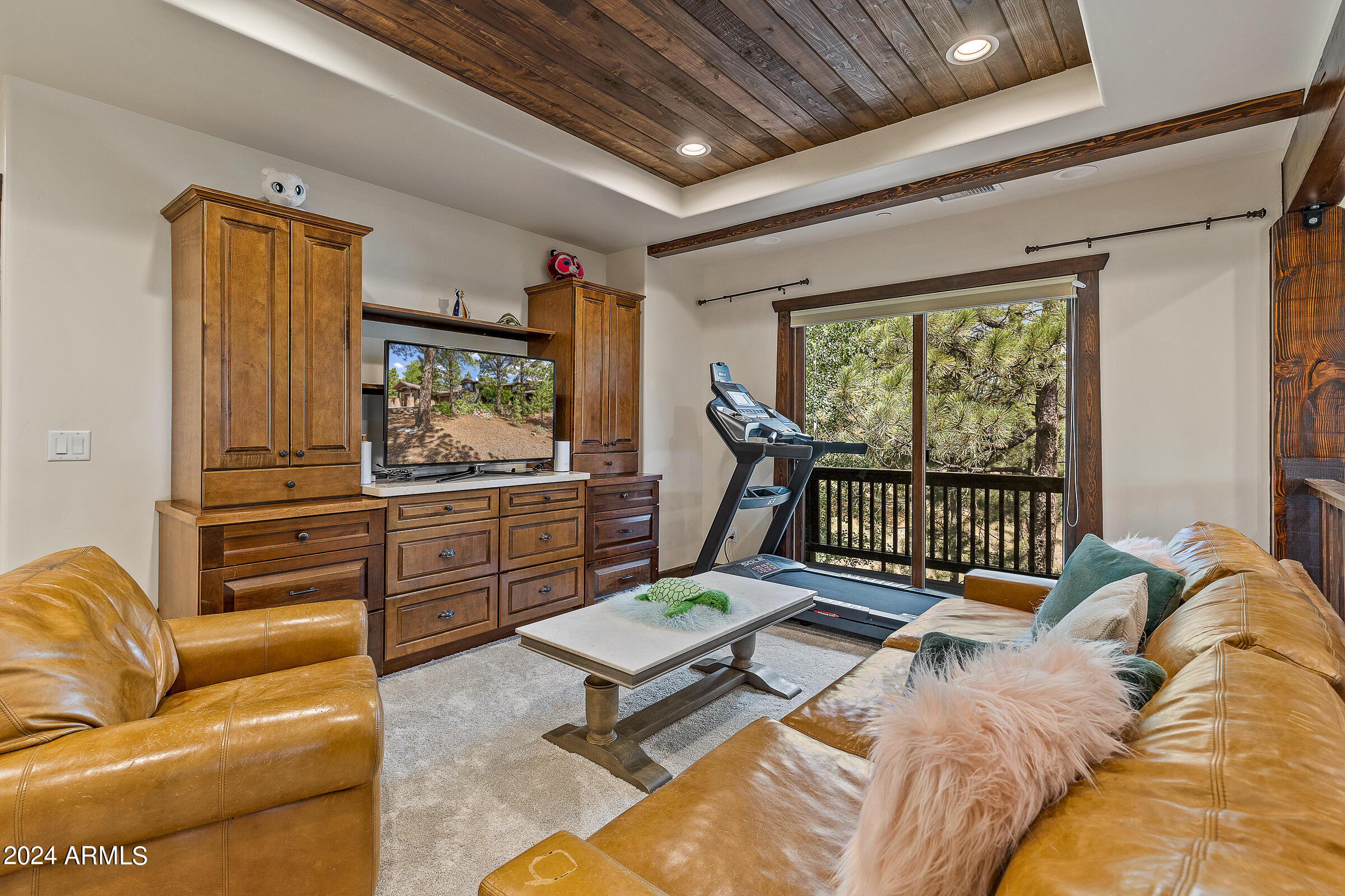 Pine Canyon Estates - Residential