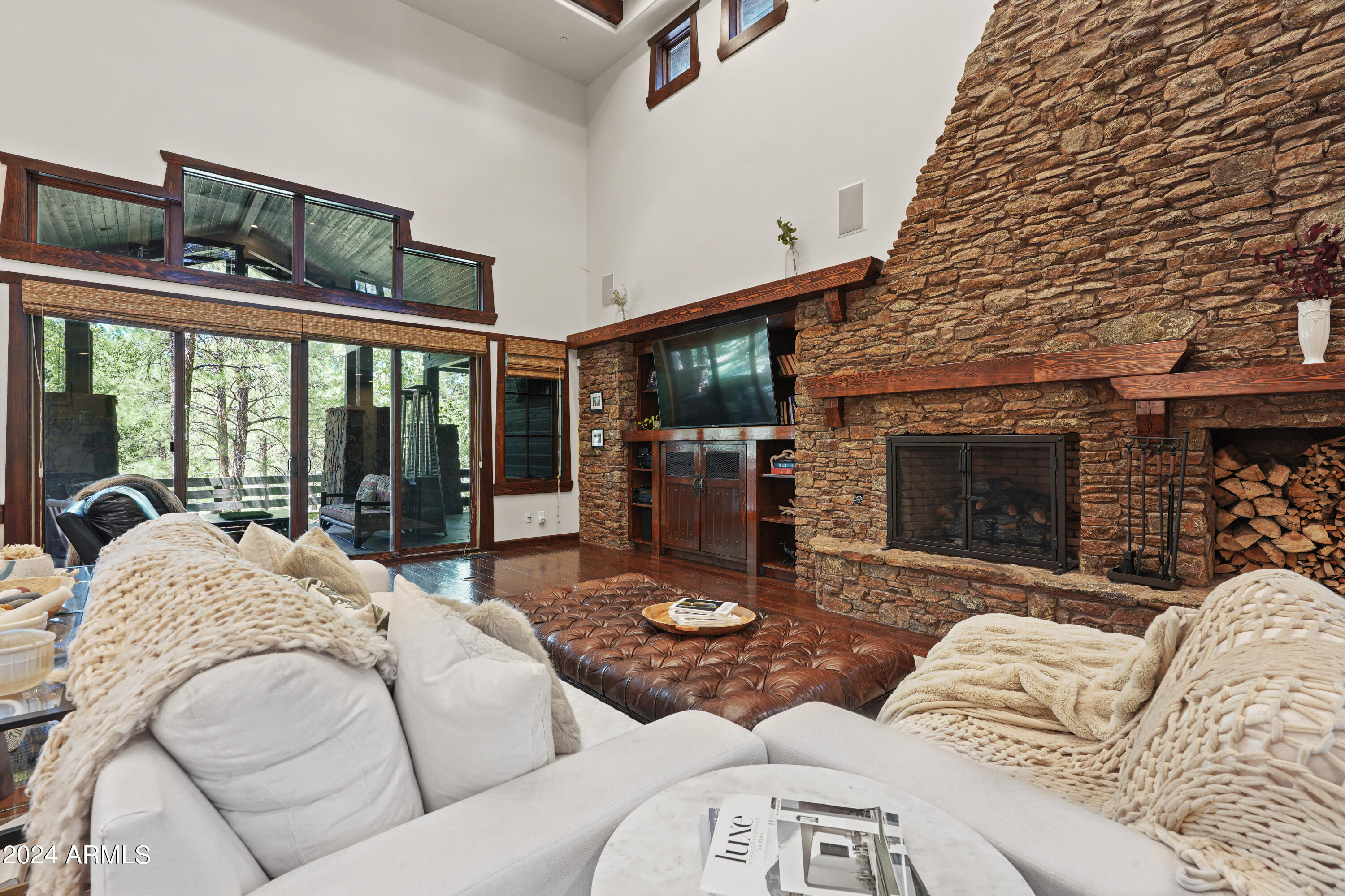 Pine Canyon Estates - Residential