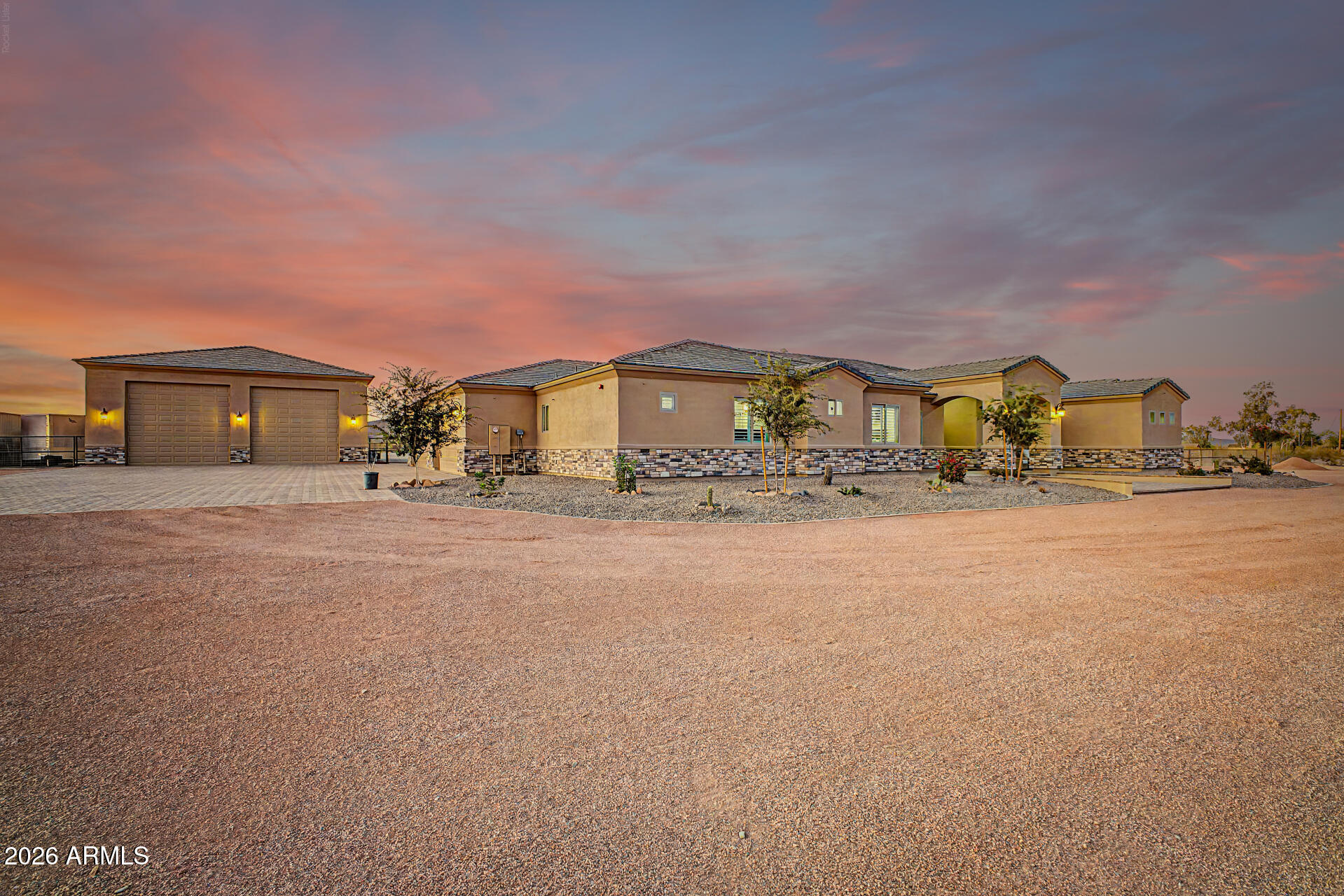 15620 W DUANE Lane
