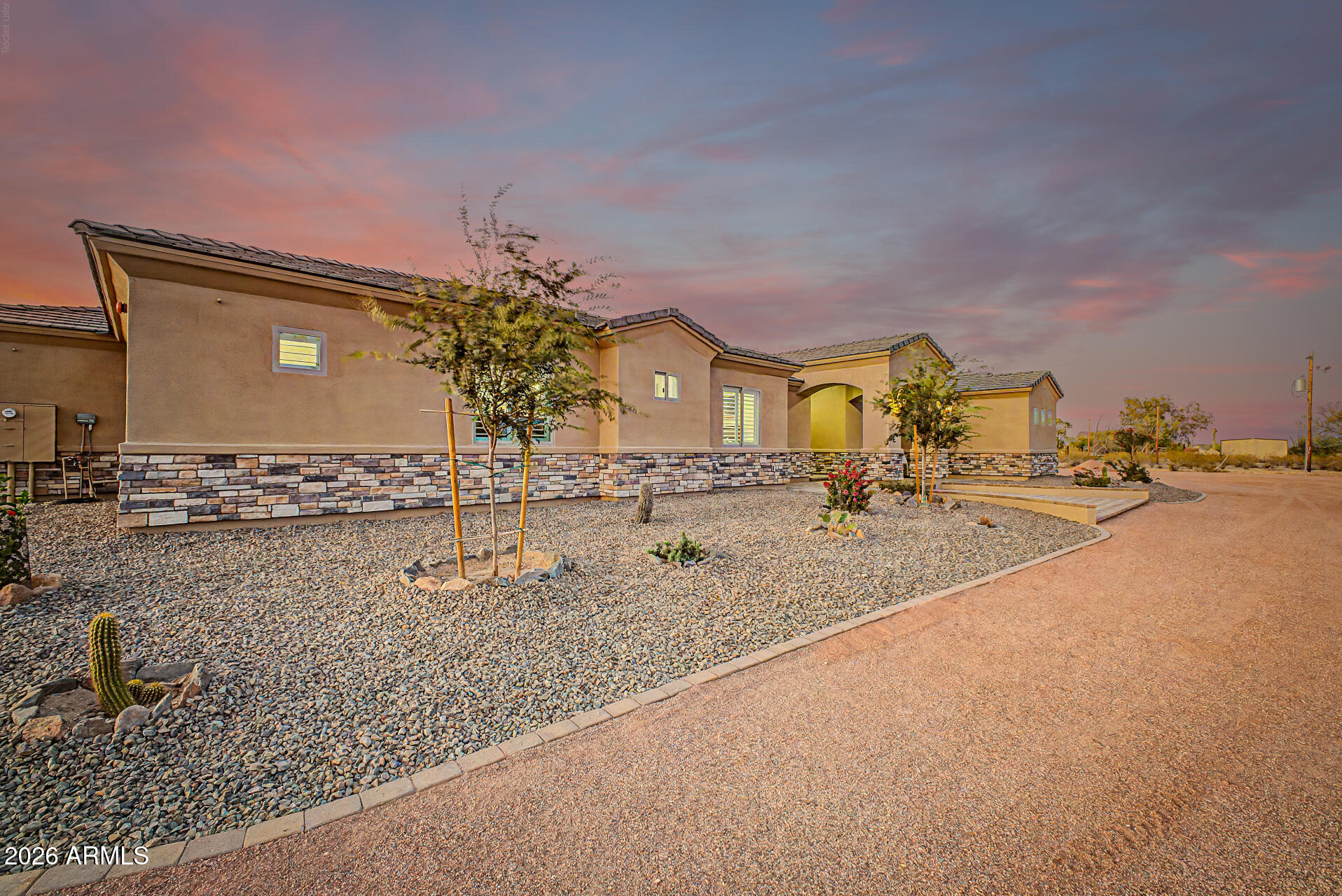 15620 W DUANE Lane