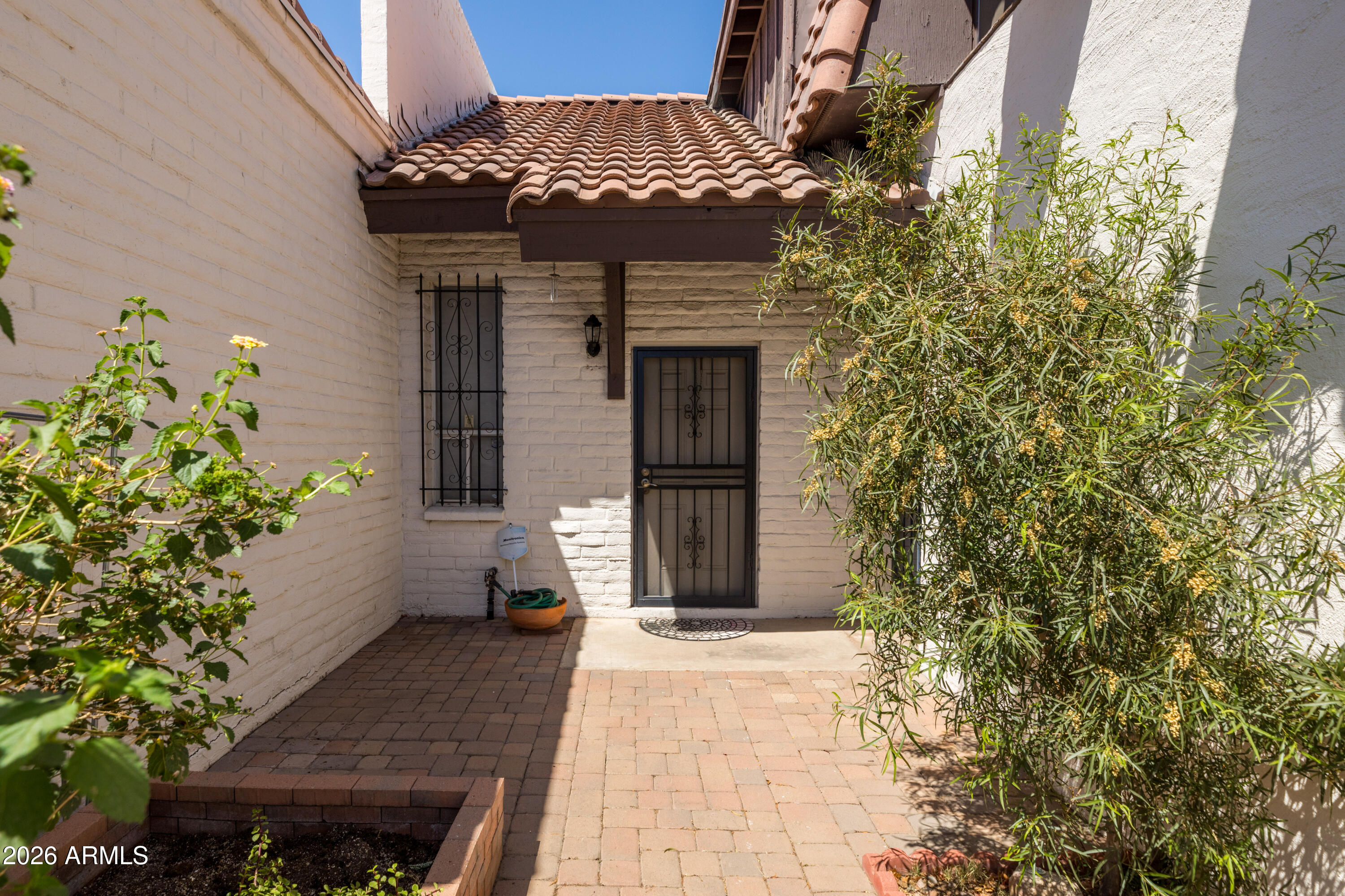 2934 N Casa Tomas Court