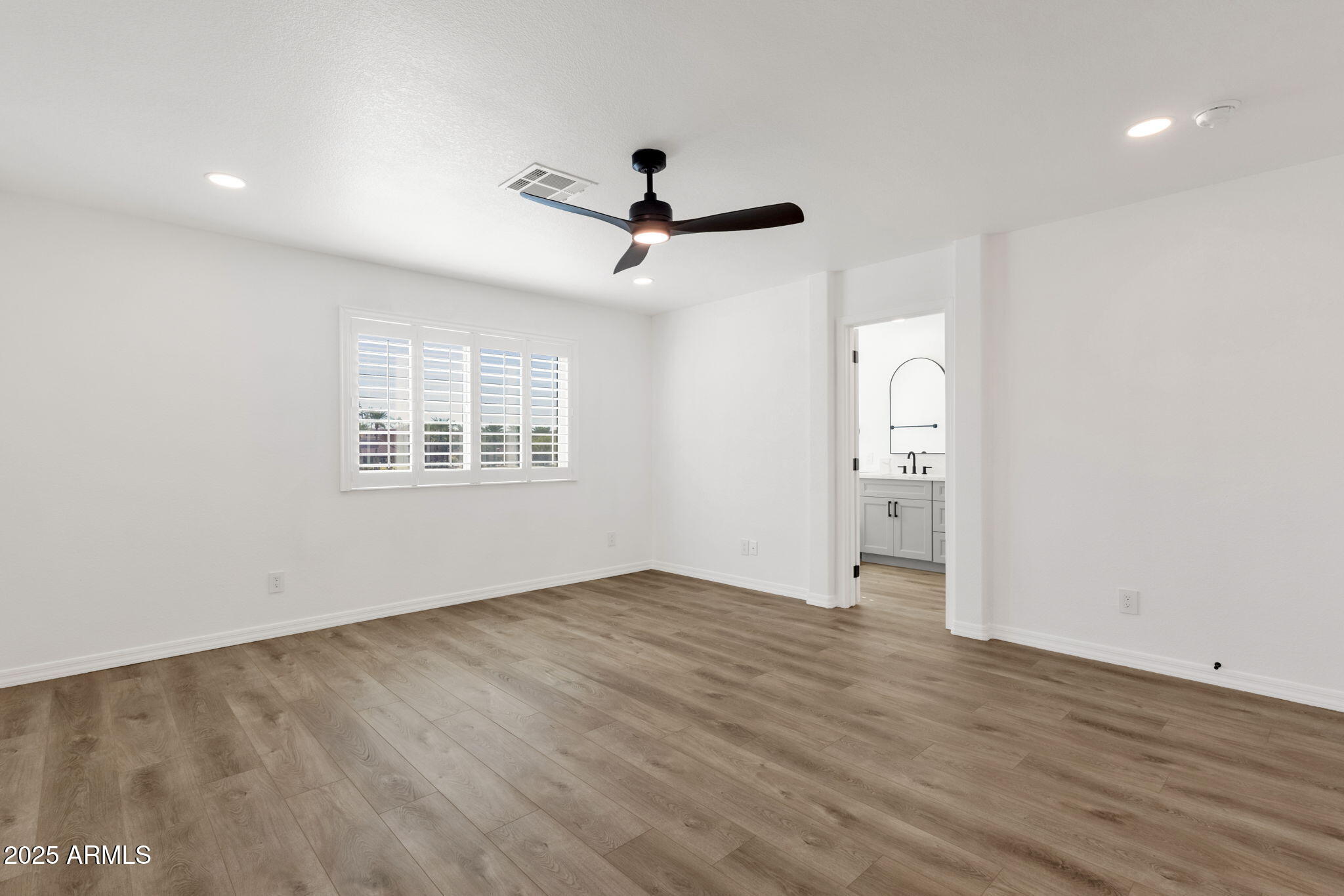 Peoria, Arizona 85381, United States, 3 Bedrooms Bedrooms, ,3 BathroomsBathrooms,Residential,Active,240898