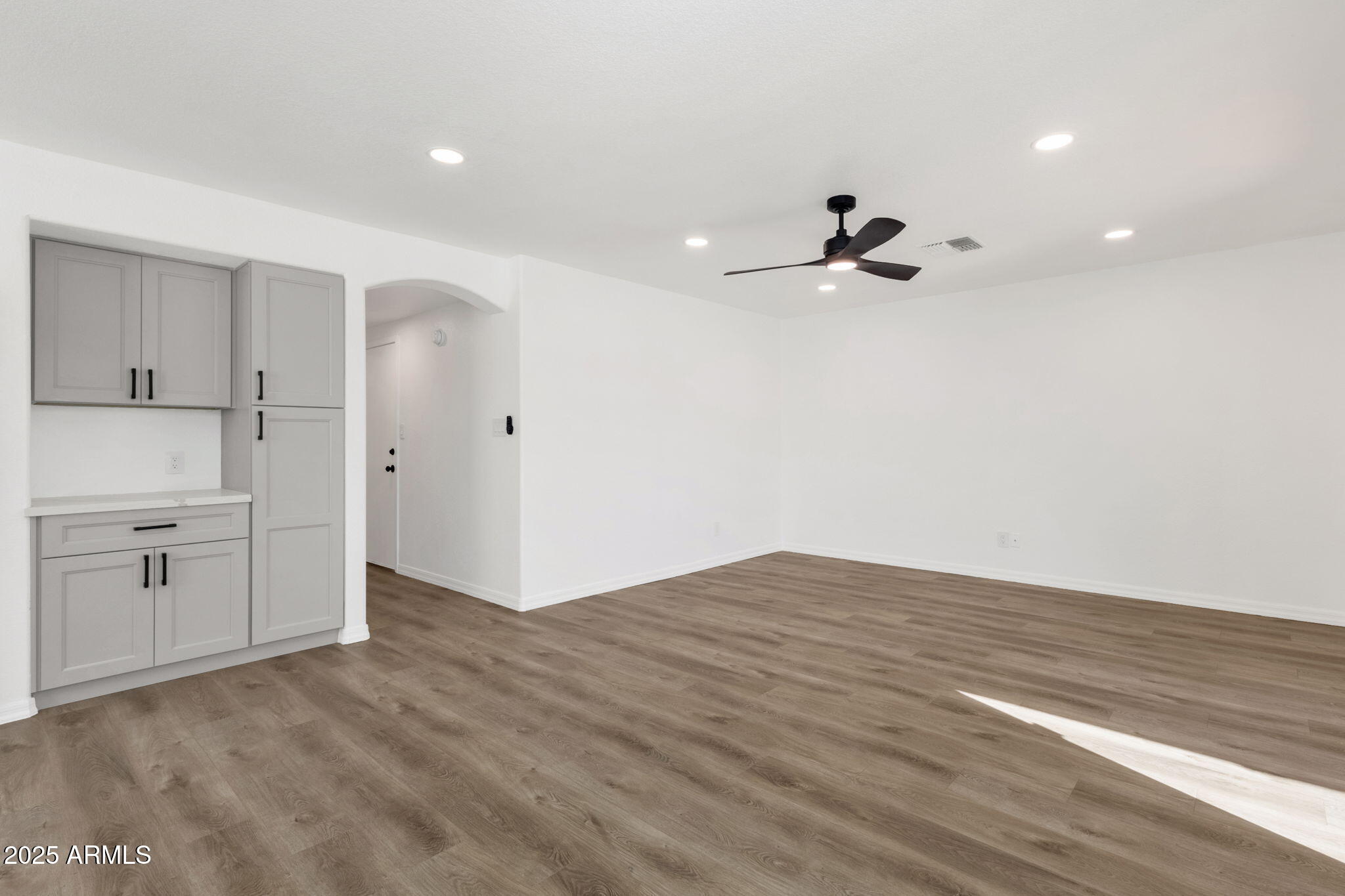 Peoria, Arizona 85381, United States, 3 Bedrooms Bedrooms, ,3 BathroomsBathrooms,Residential,Active,240898