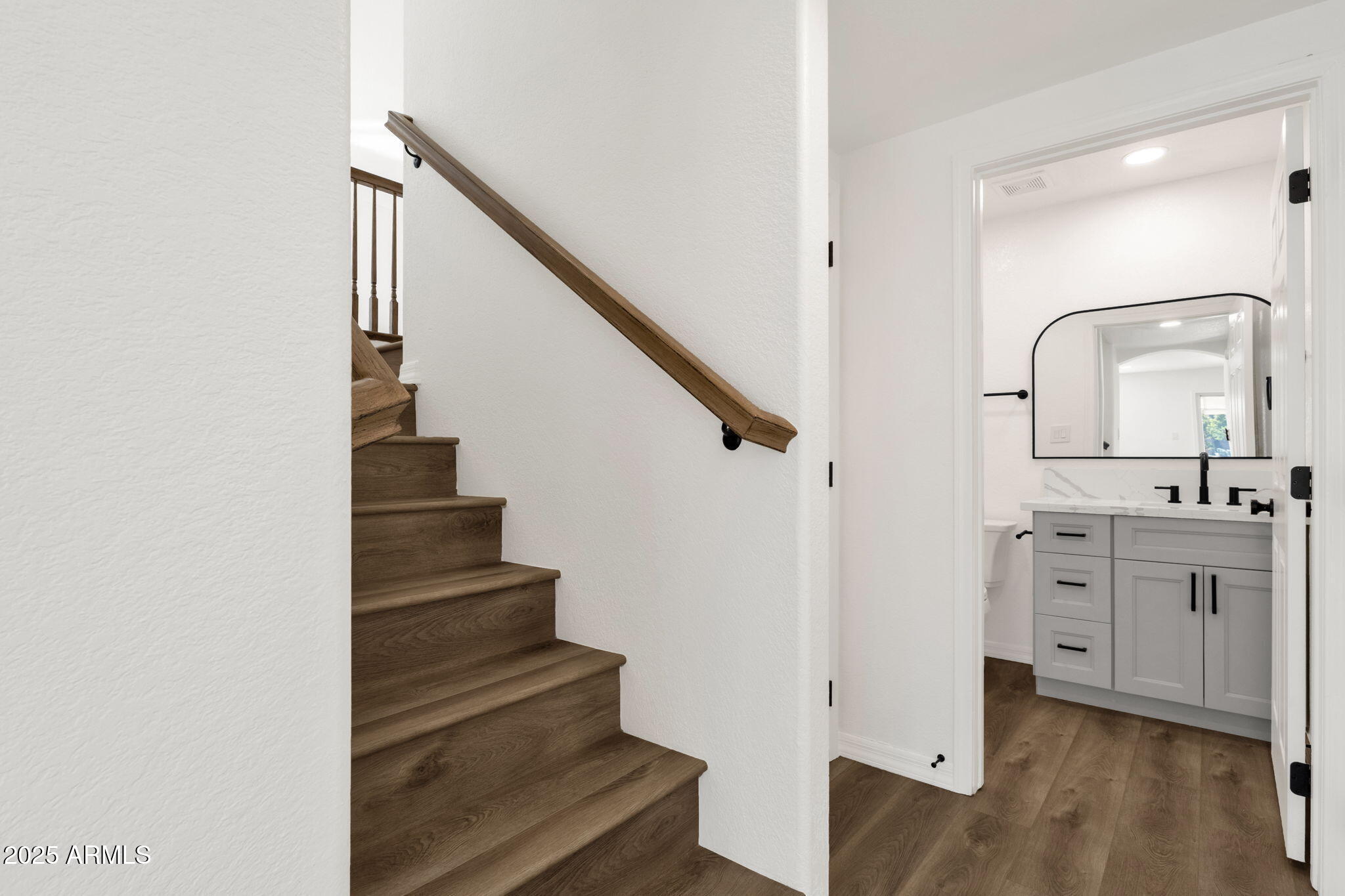 Peoria, Arizona 85381, United States, 3 Bedrooms Bedrooms, ,3 BathroomsBathrooms,Residential,Active,240898