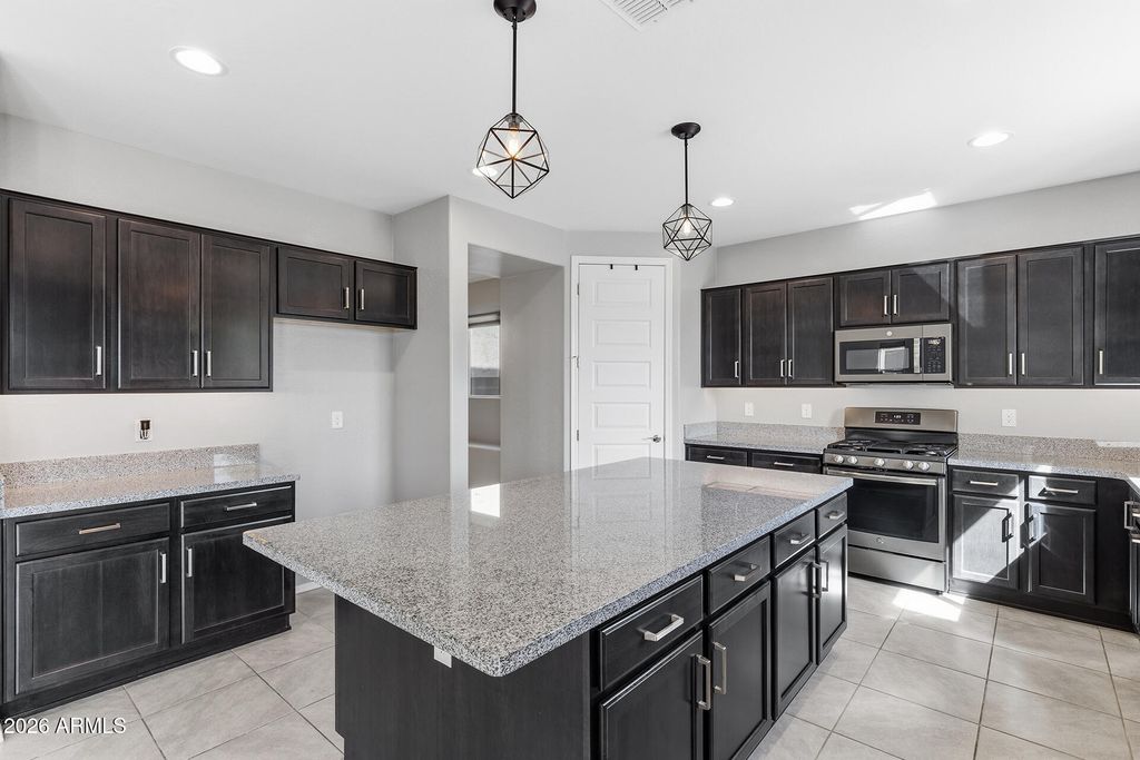 Photo of 22477 N 95th Drive, Peoria, AZ 85383 (MLS # 6991595)