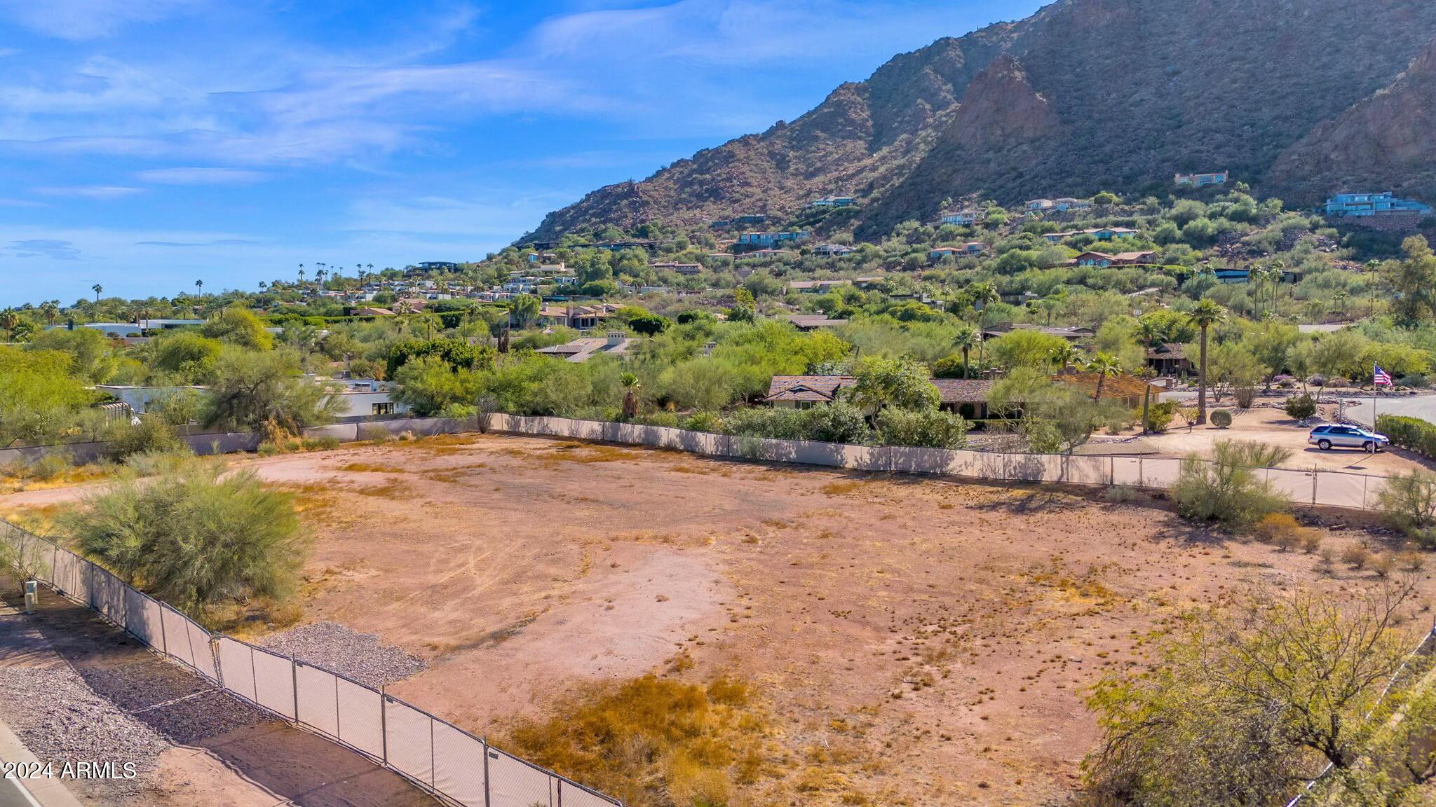 Stone Canyon - Land