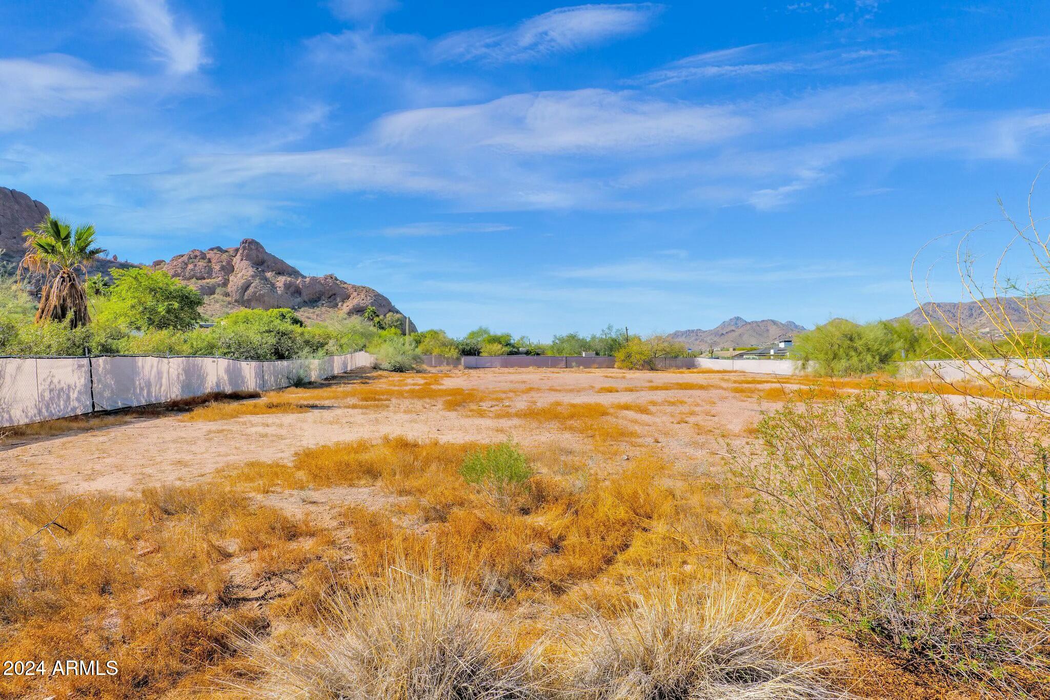 Stone Canyon - Land