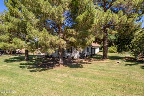 A home in Waddell