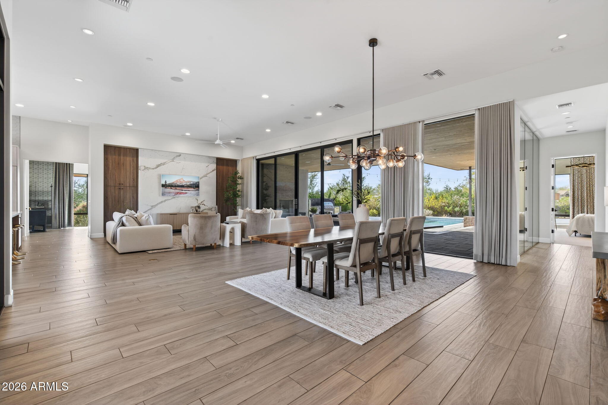 8002 E WILLIAMS Drive