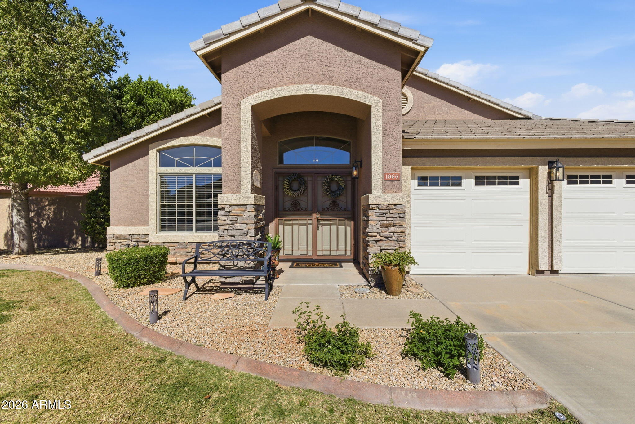 1866 E SAGEBRUSH Street