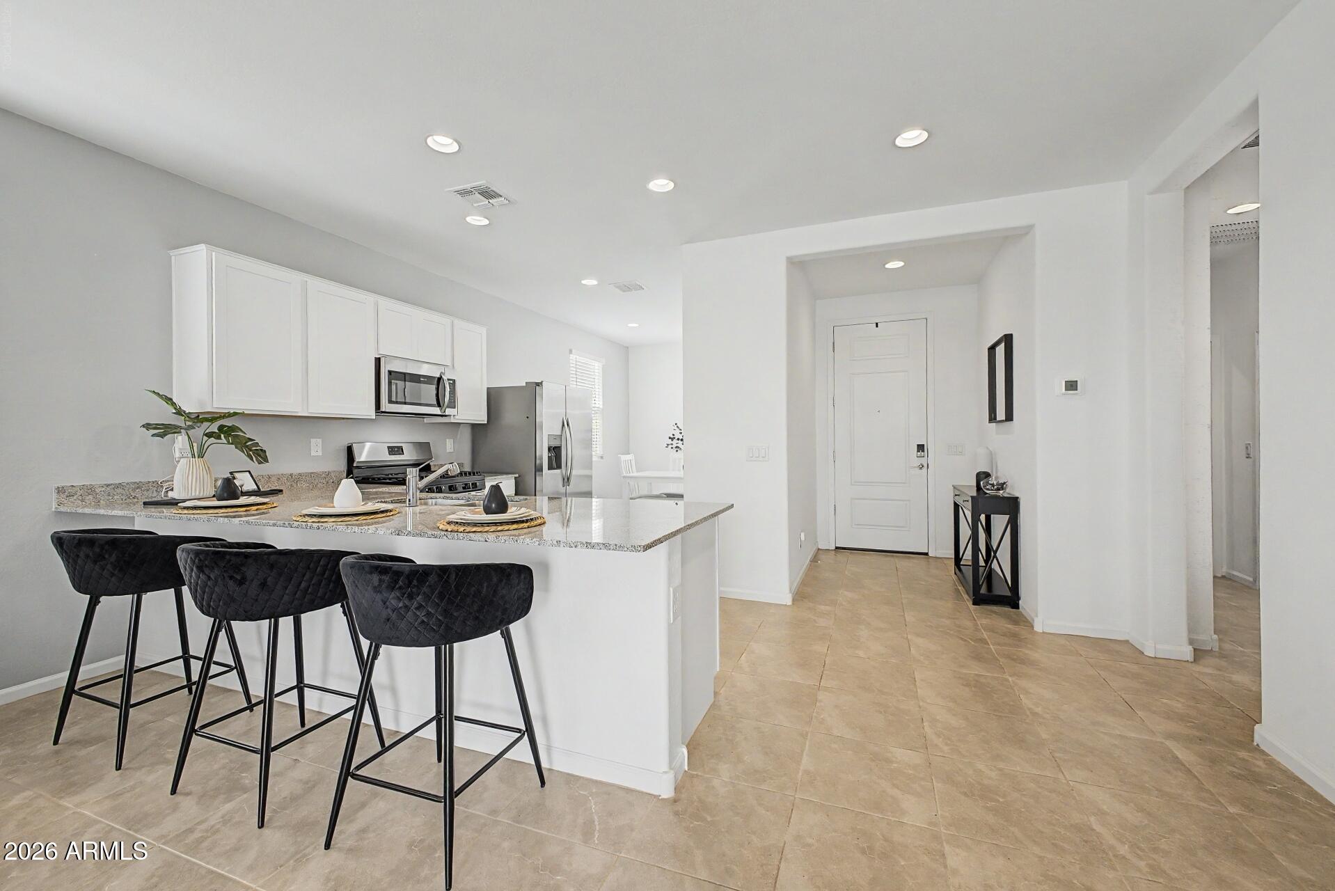 3142 E RIDING BOOT Way