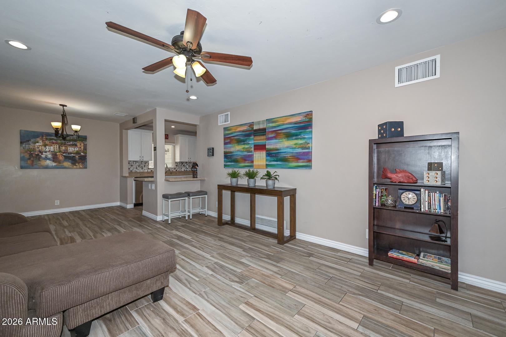 2032 E CHEERY LYNN Road