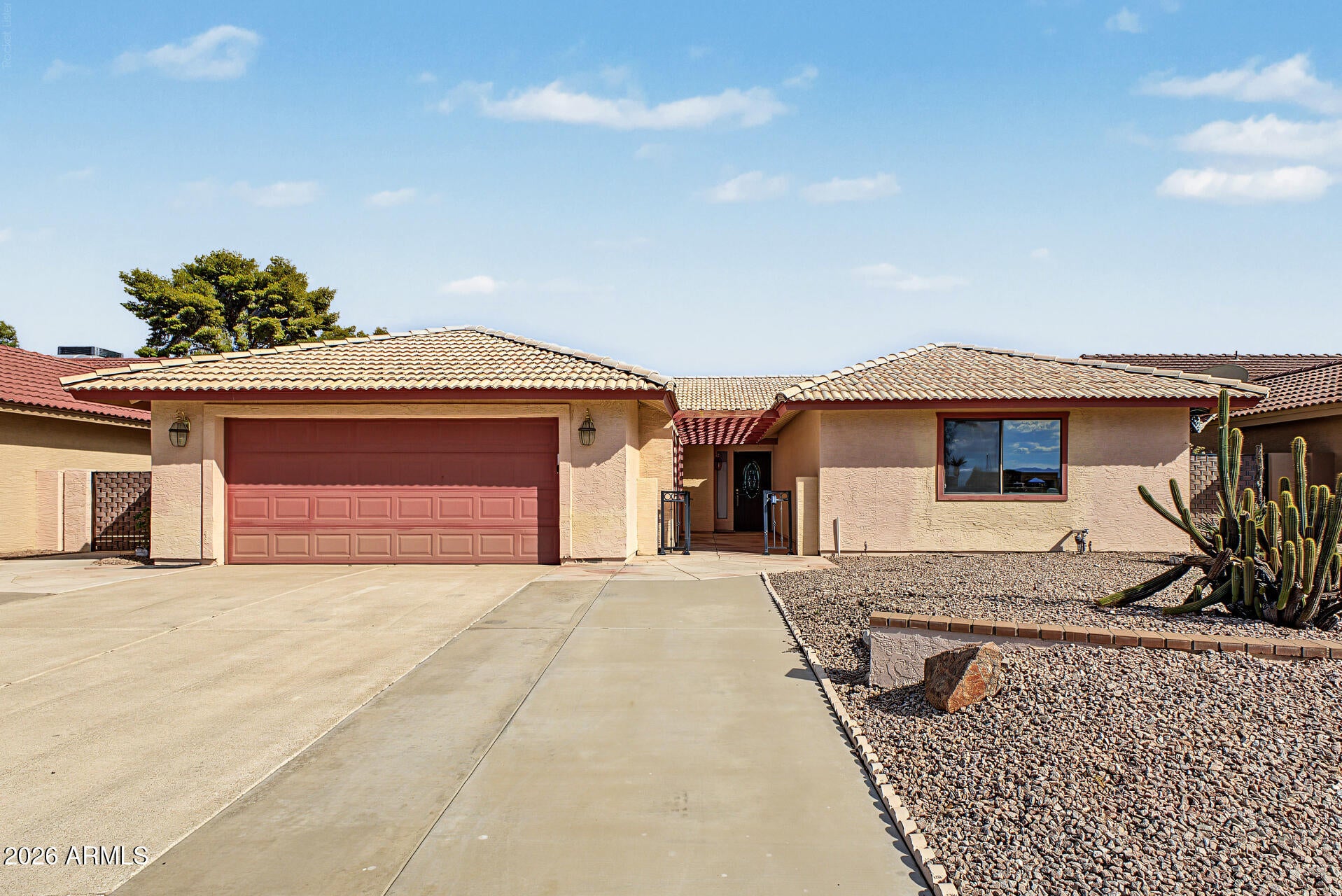 8893 E FAIRWAY Boulevard