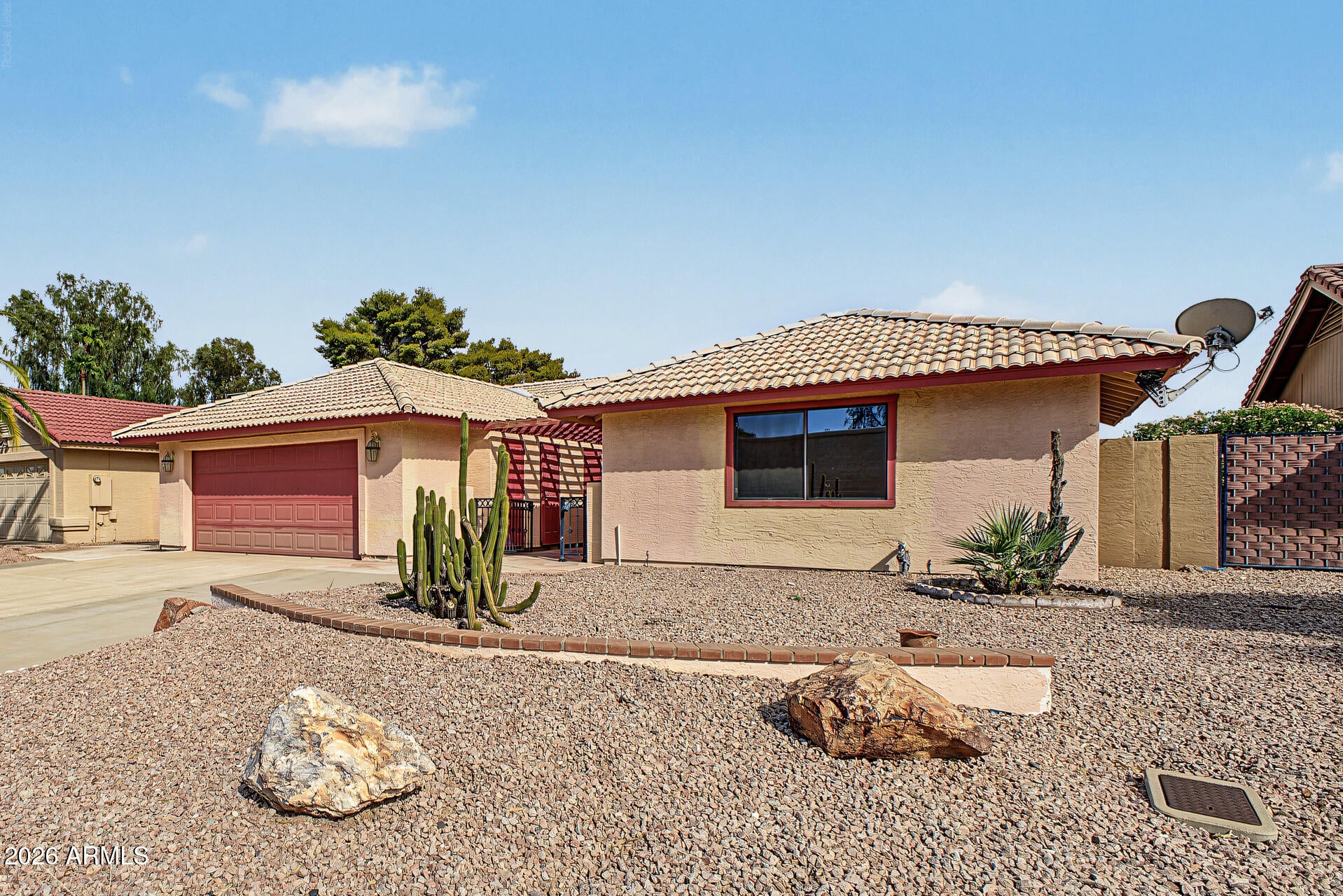 8893 E FAIRWAY Boulevard