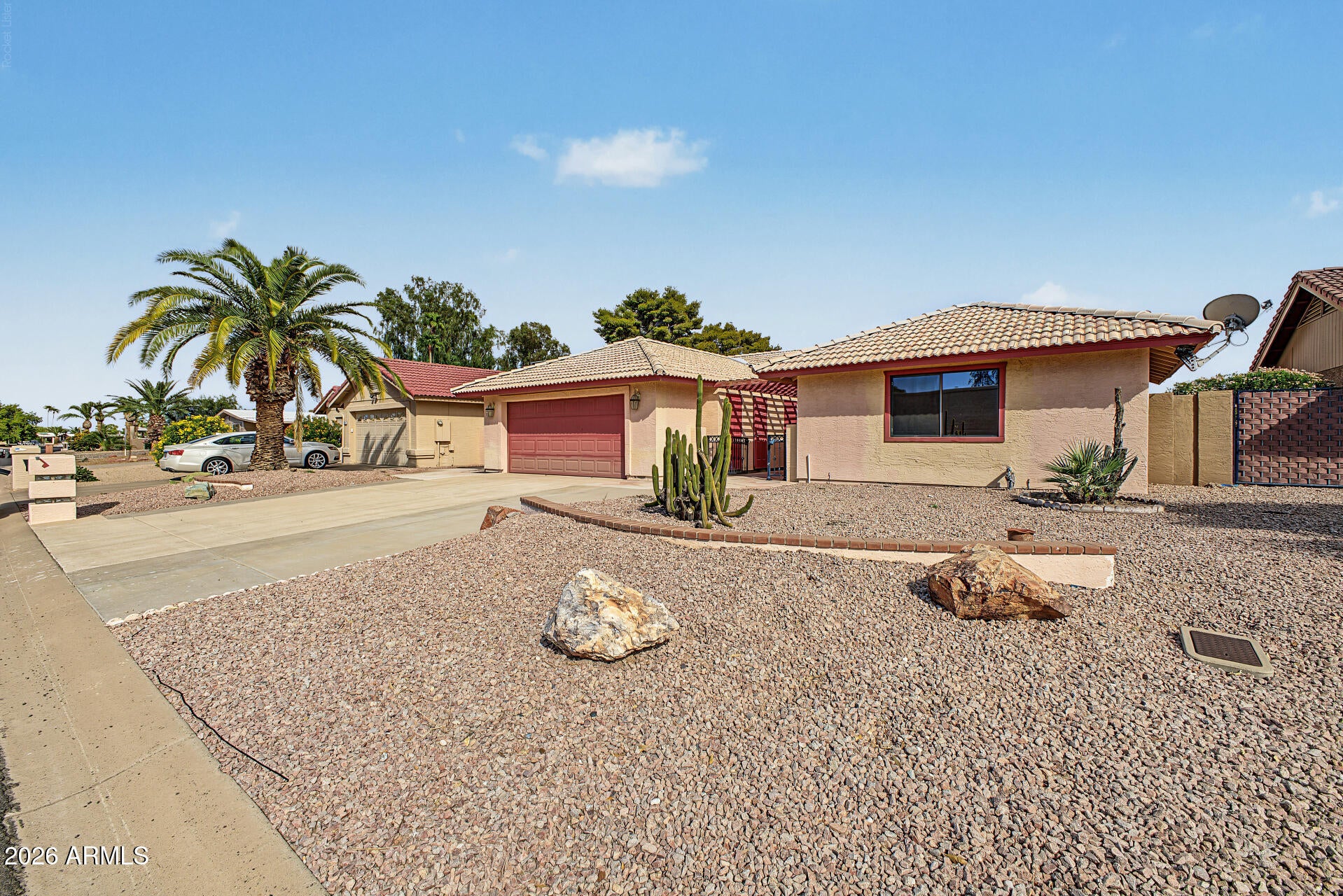 8893 E FAIRWAY Boulevard
