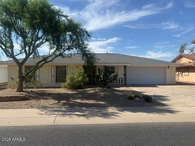 Photo of 9910 W Kingswood Circle, Sun City, AZ 85351 (MLS # 7061739)