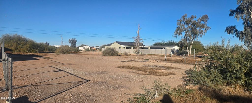 Photo of 3210 W Tollan Drive #18, Eloy, AZ 85131 (MLS # 6957132)