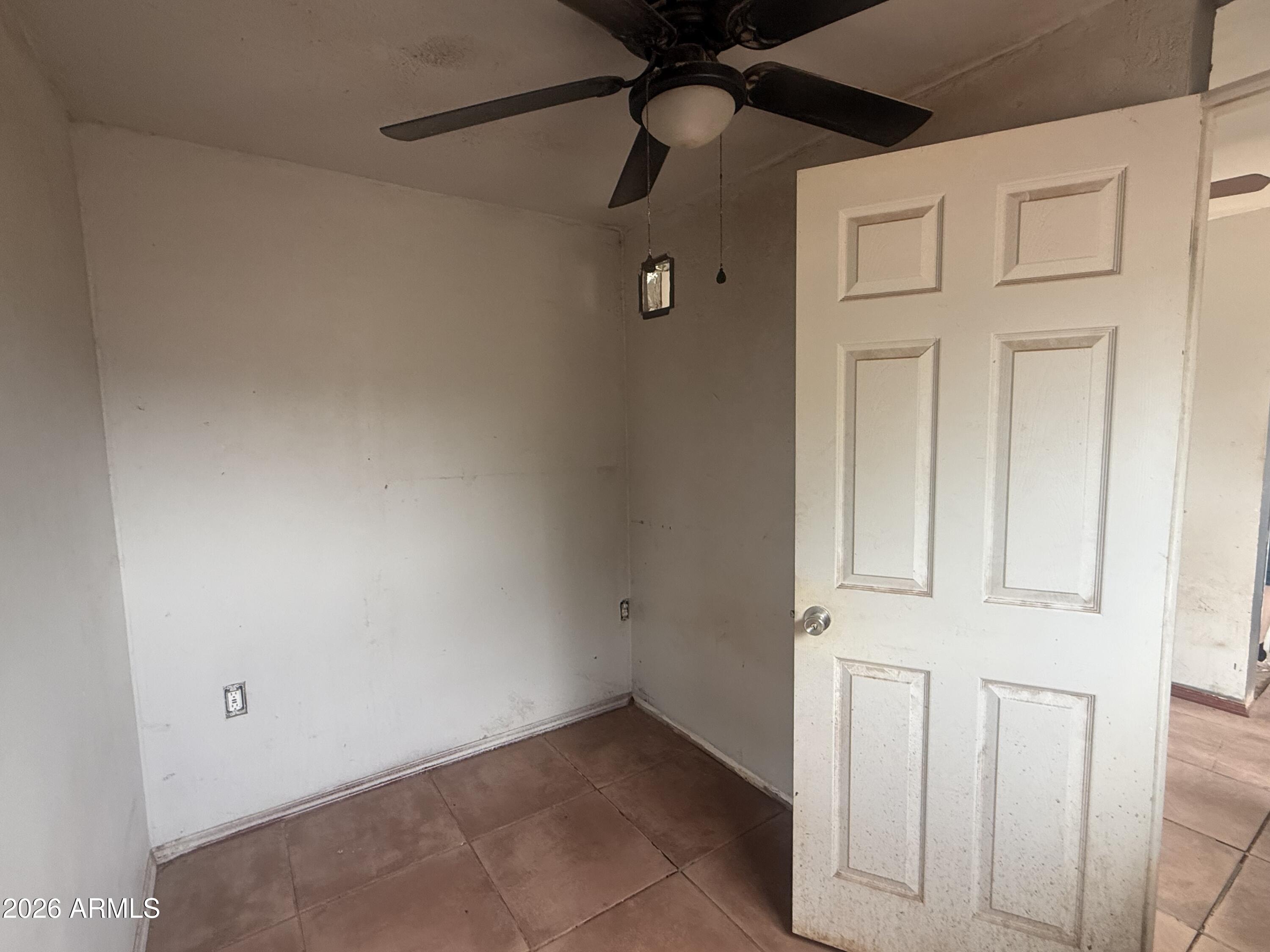 2445 N LUANA Drive 807