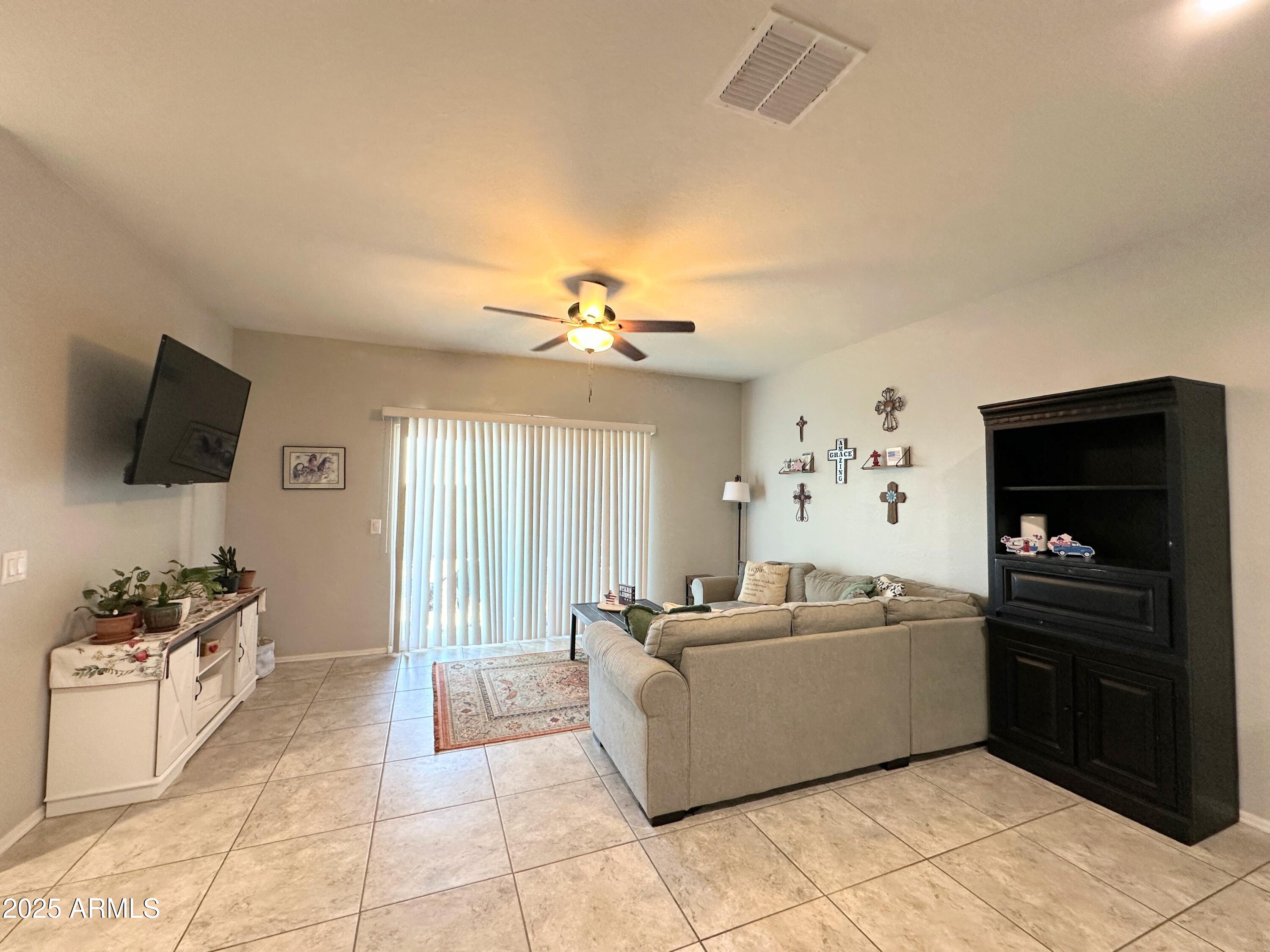 4713 W ORANGE Avenue