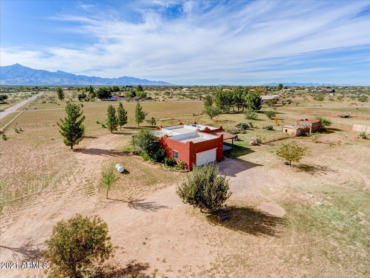 BARBARY ESTATES - Residential