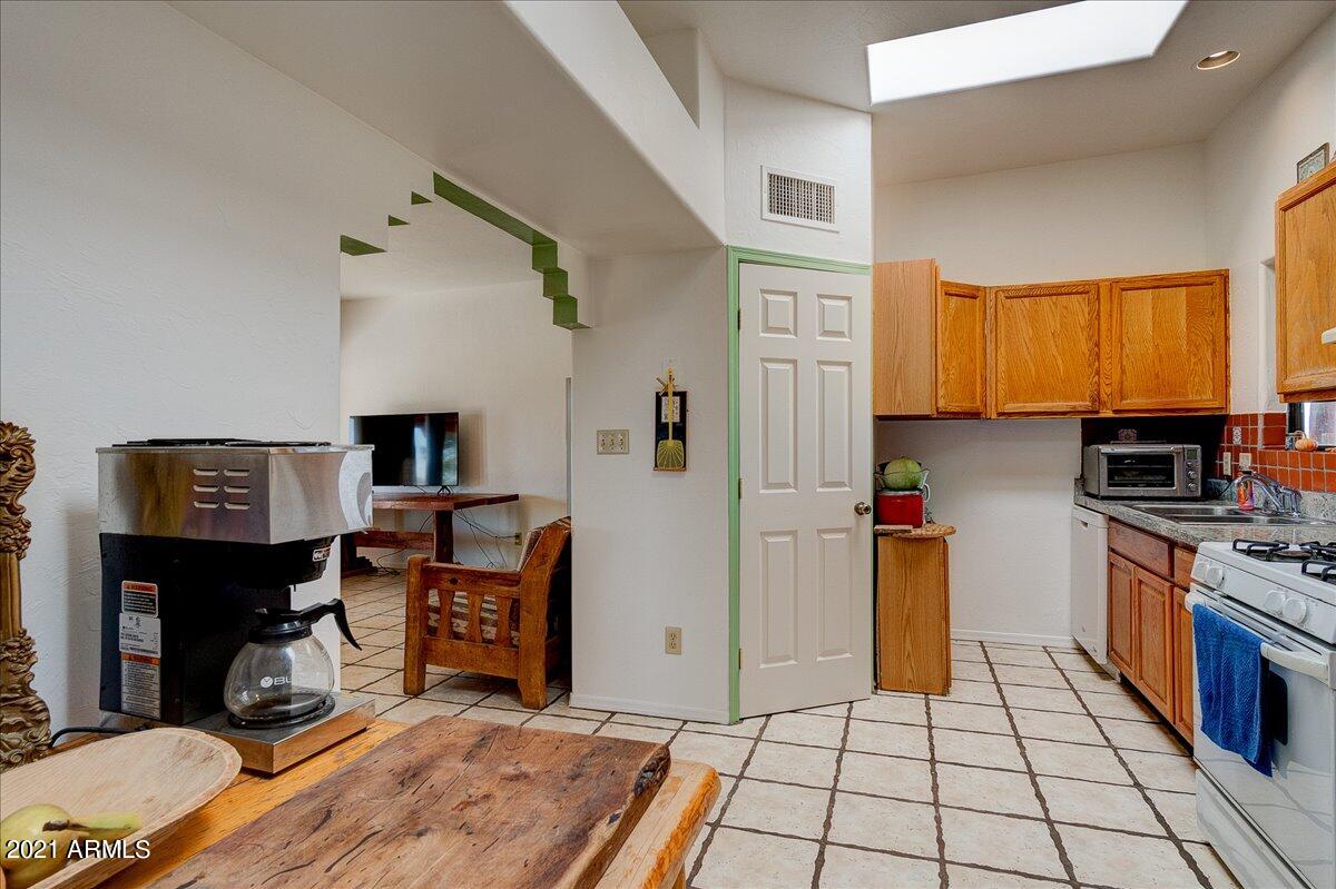 BARBARY ESTATES - Residential