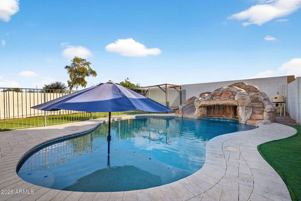 Photo of 135 W Angus Road, San Tan Valley, AZ 85143 (MLS # 6996492)