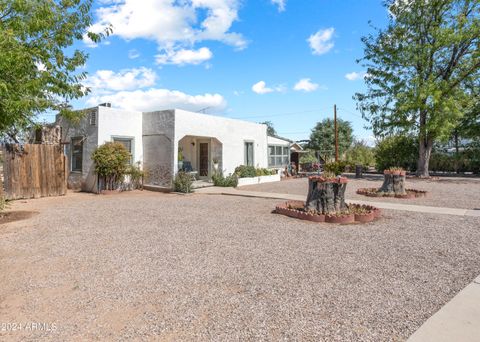 A home in Wickenburg